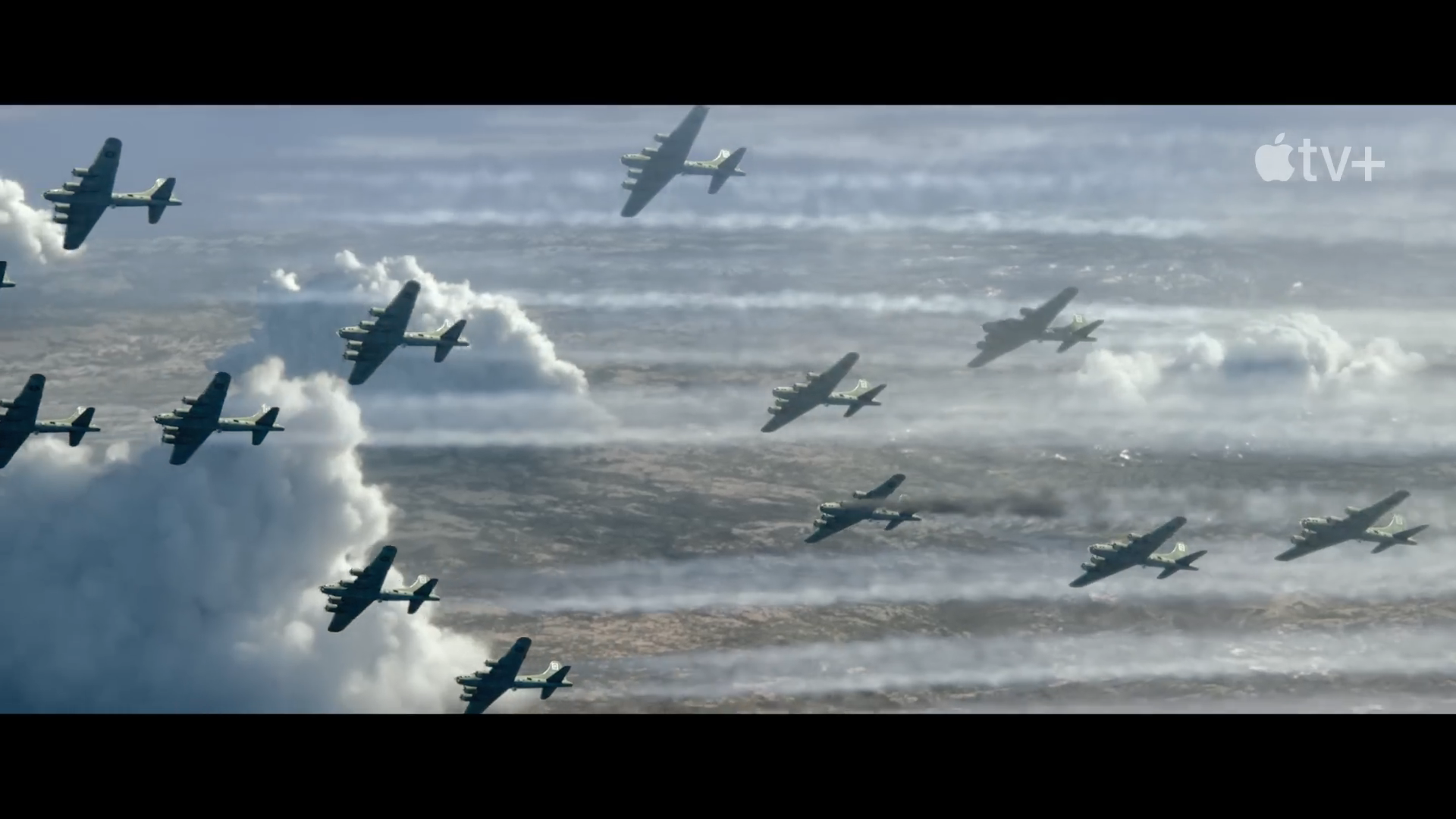 airplanes flying formation