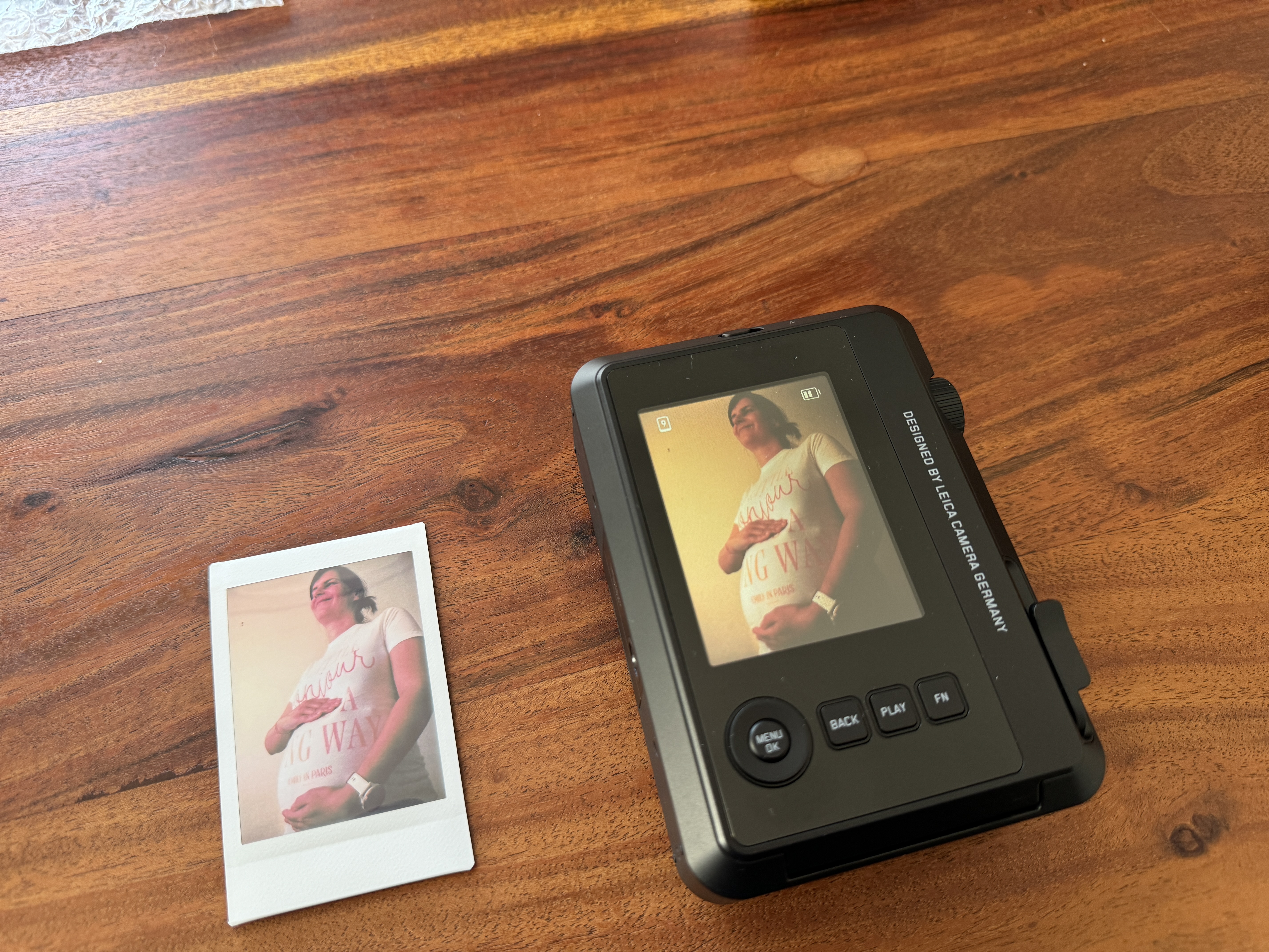 leica sofort photo preview