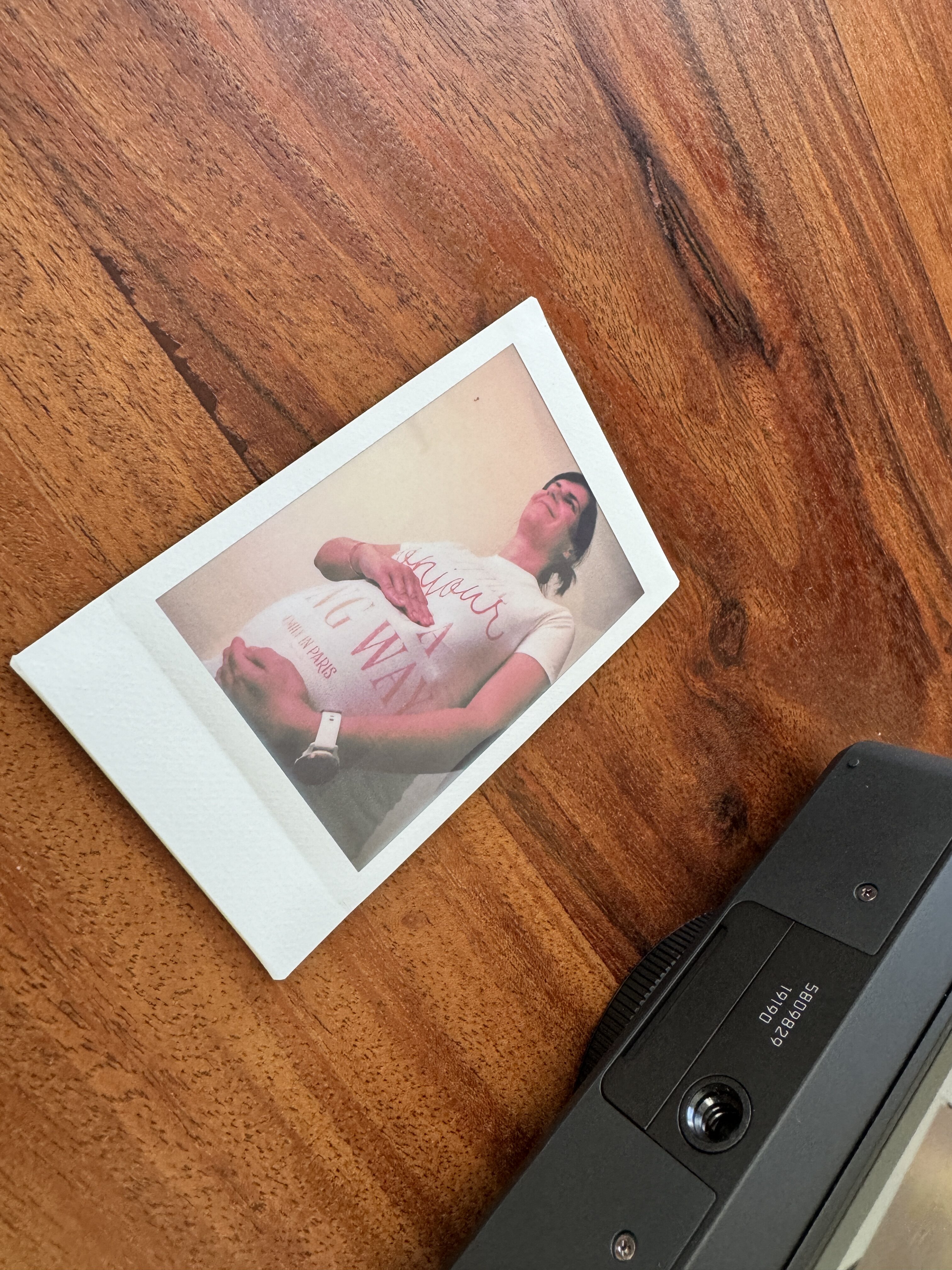 leica sofort polaroid photo