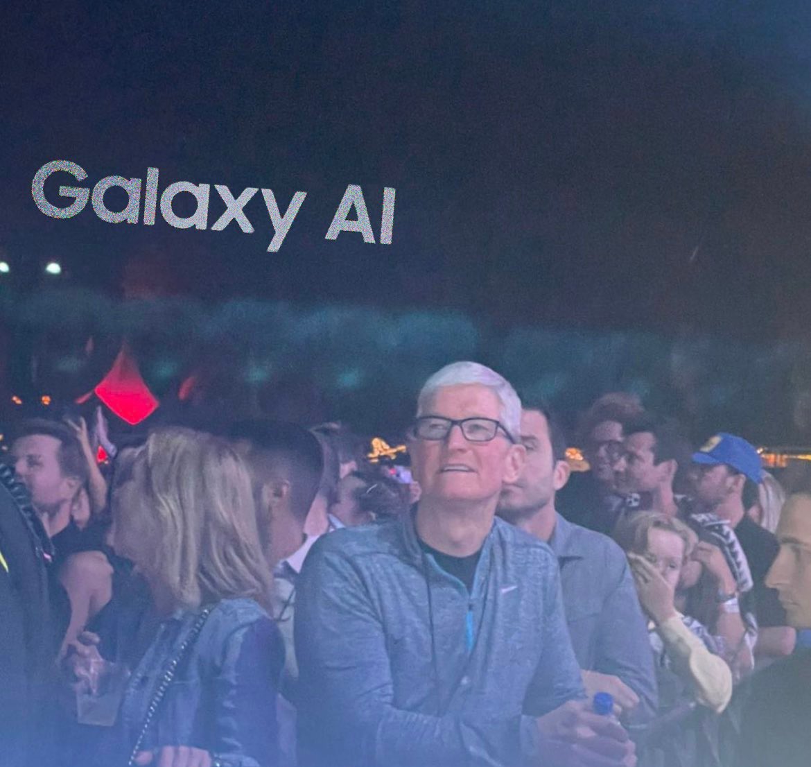 Tim Cook se včera zúčastnil představení nových Samsungů Galaxy S24! Akorát, že vůbec