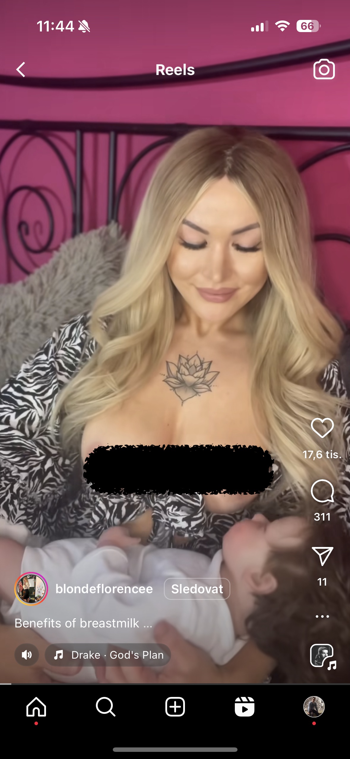 breastfeeding mother smiling