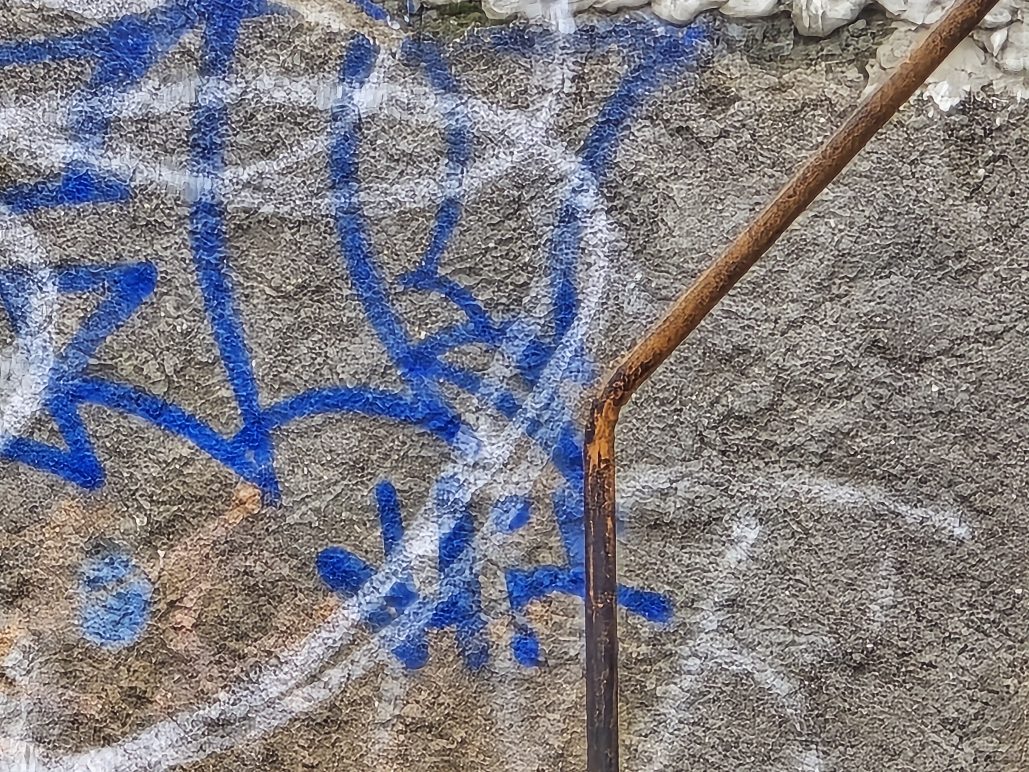 close up rusty handrail