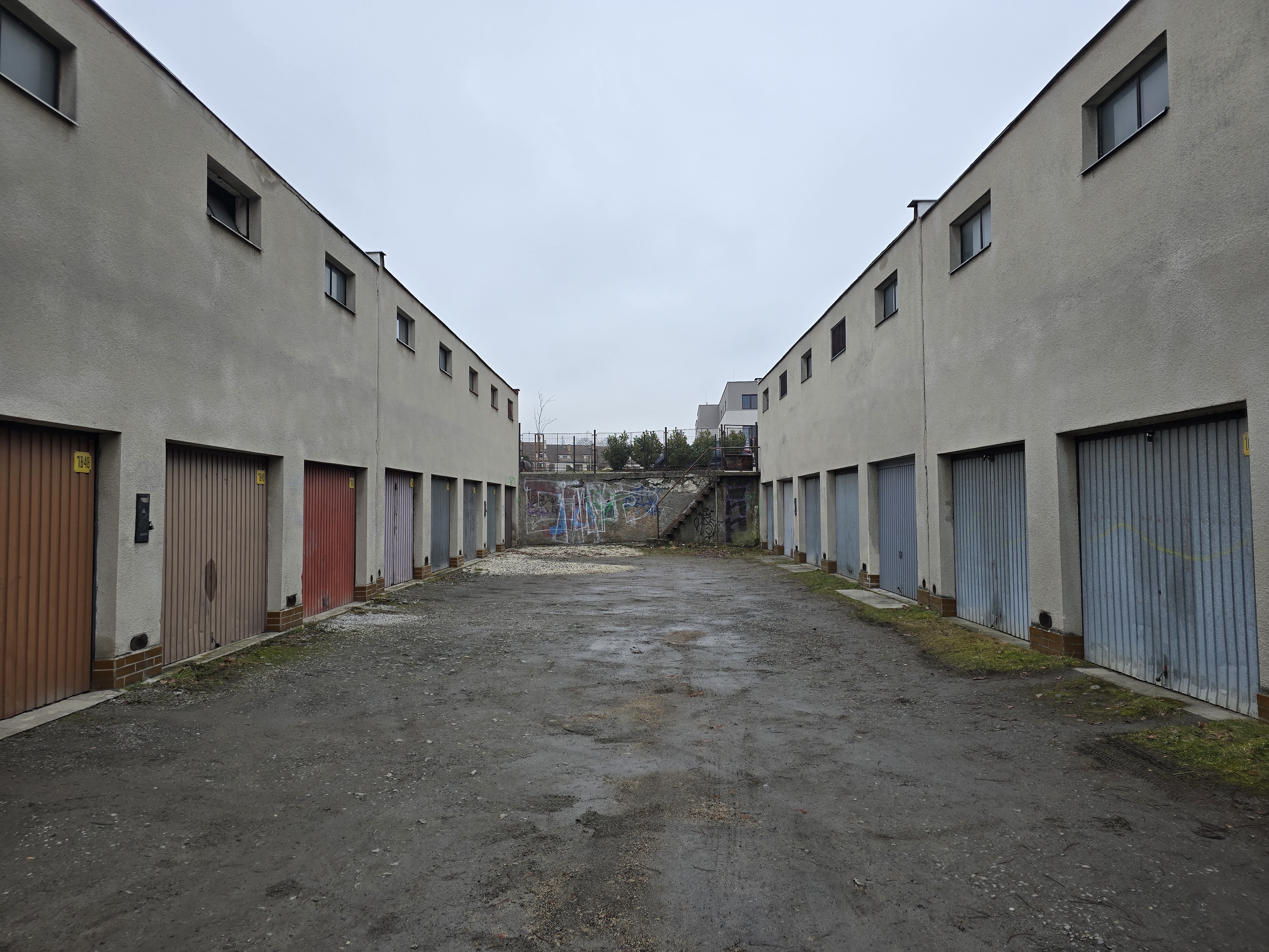 garage alley with graffiti