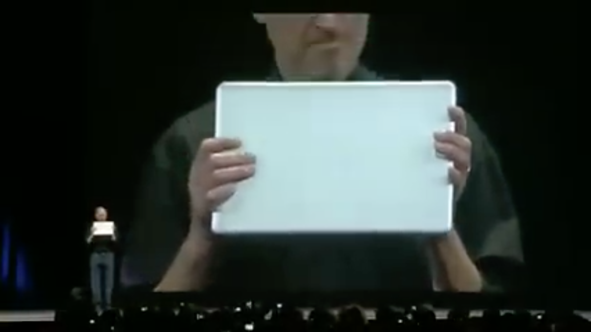 Připomeňte si, jak Apple oznámil první MacBook Air