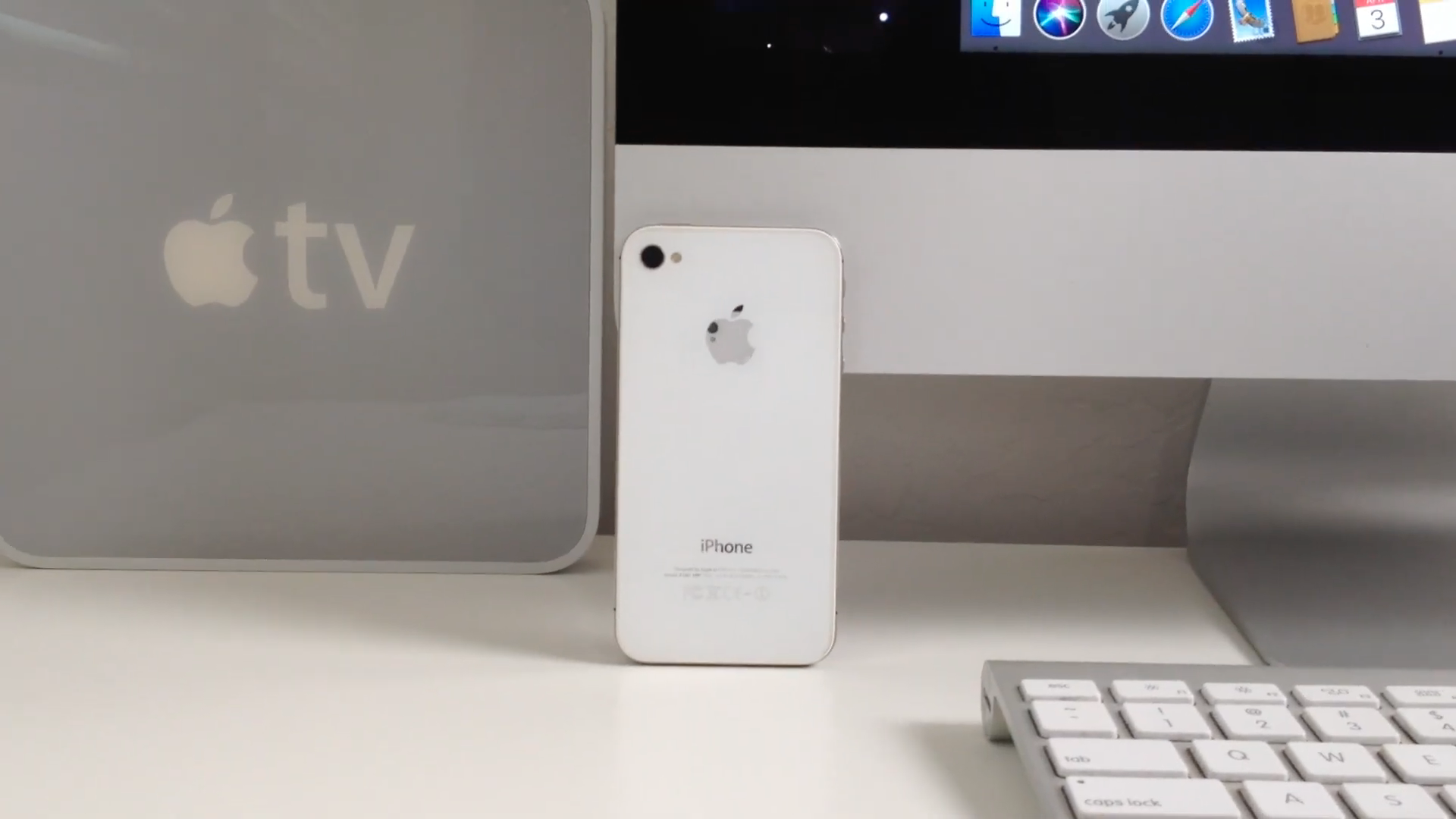 apple products desk setup