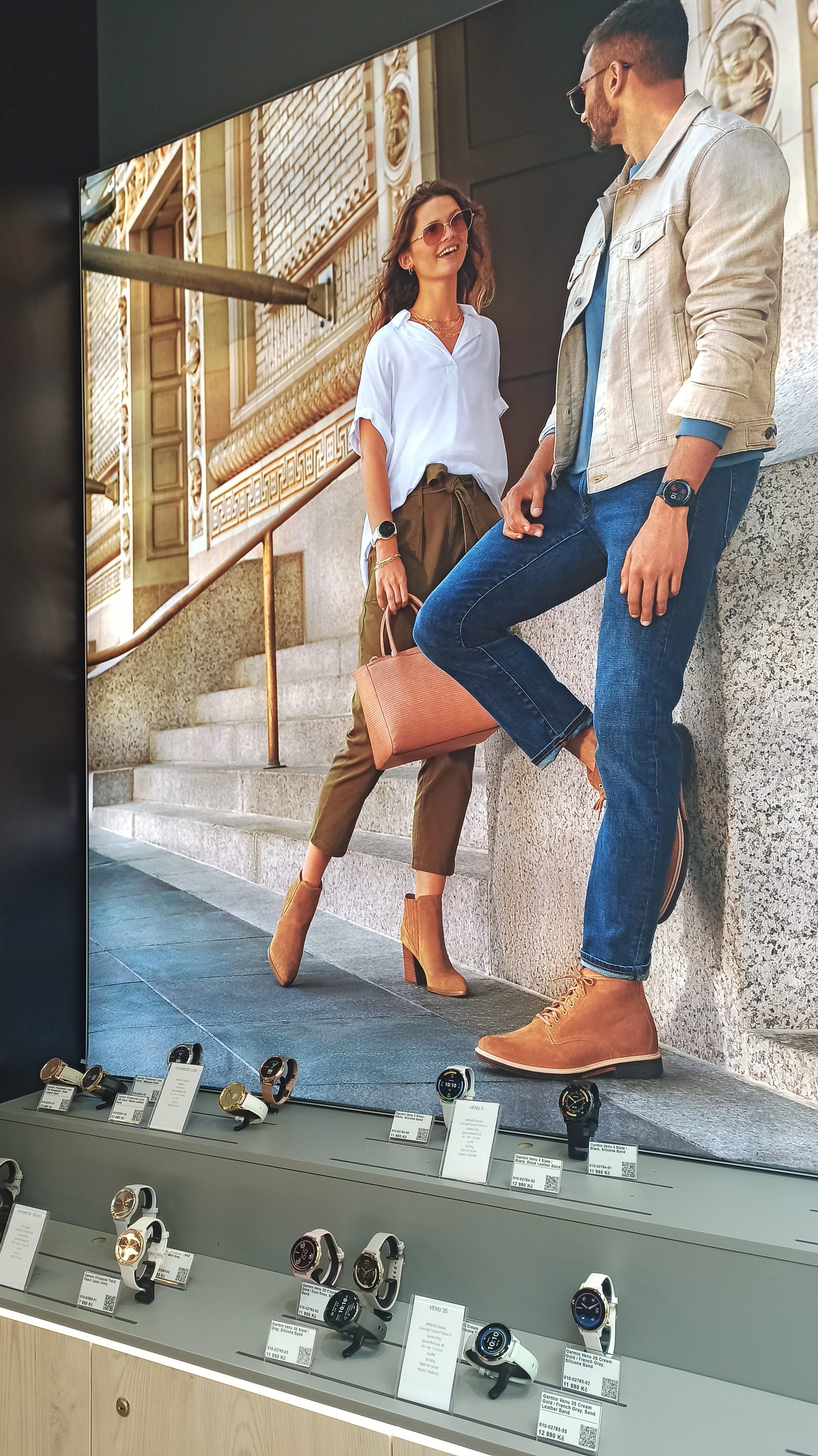 garmin fashion advertisement