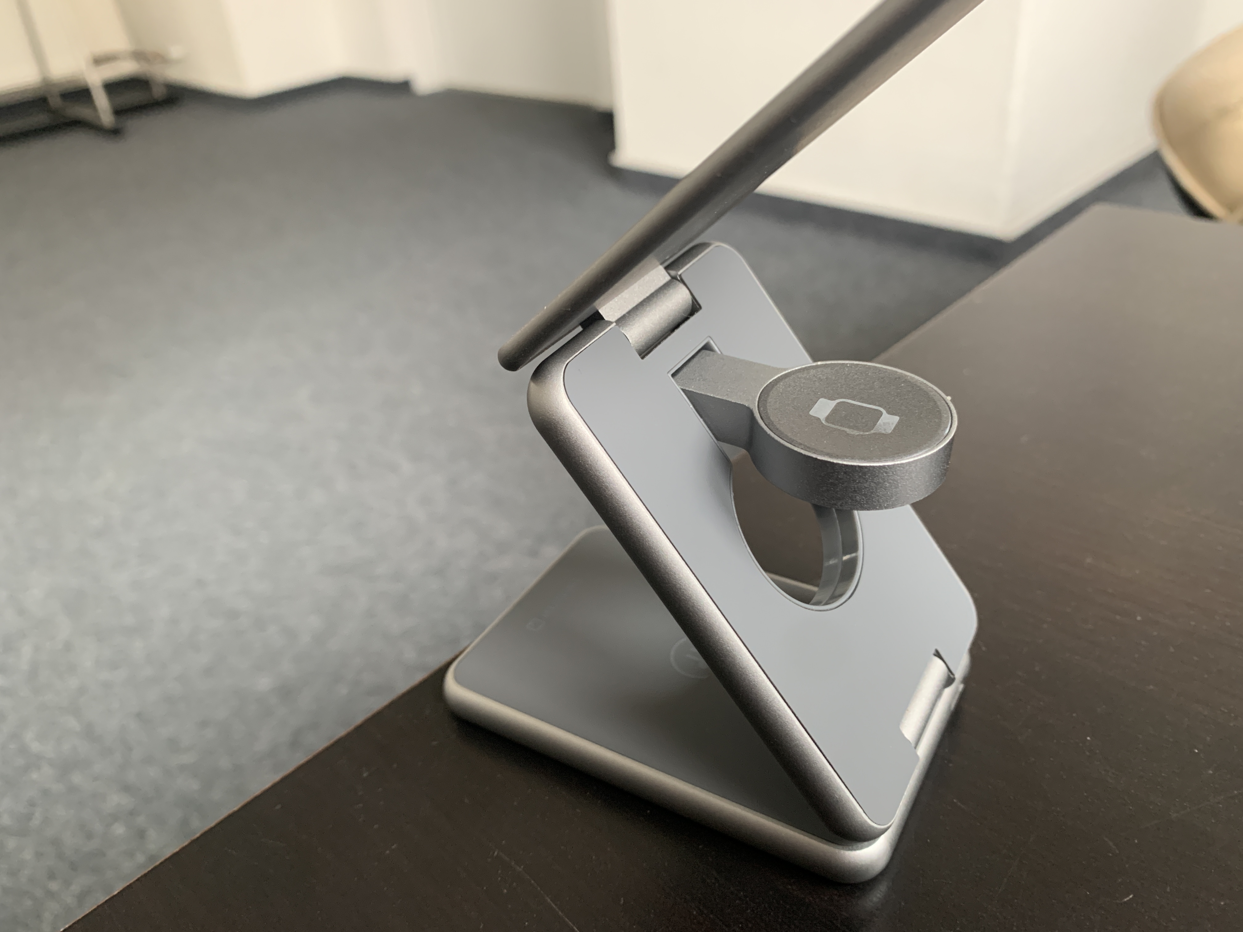adjustable phone stand on desk