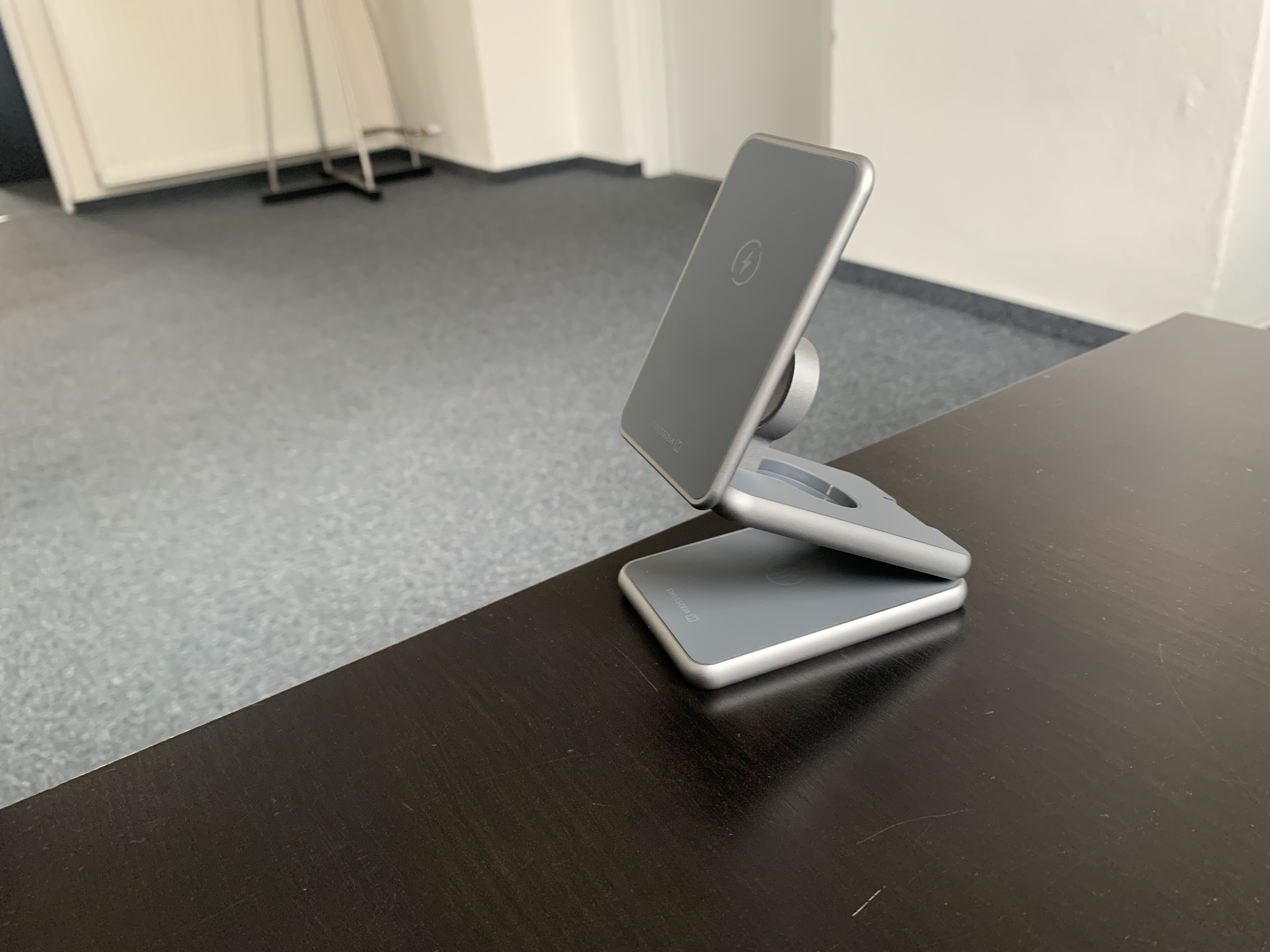side view phone stand