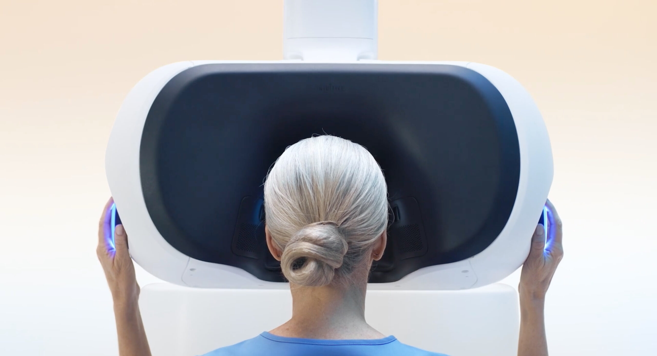 Intuitive Da Vinci 5 web video screen 5