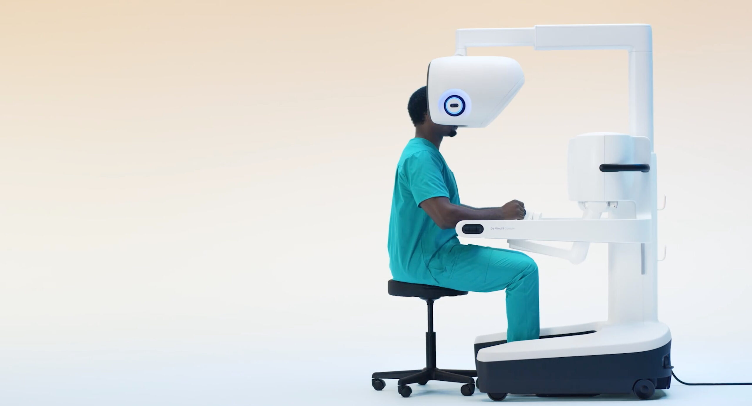 Intuitive Da Vinci 5 web video screen 7