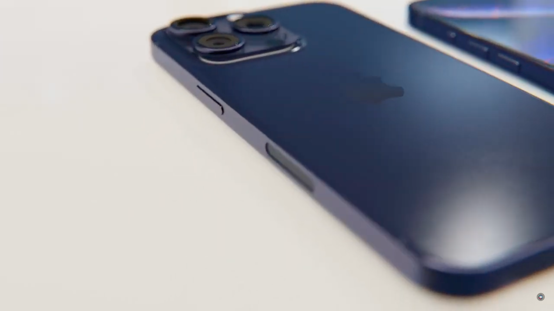 iphone 14 pro closeup