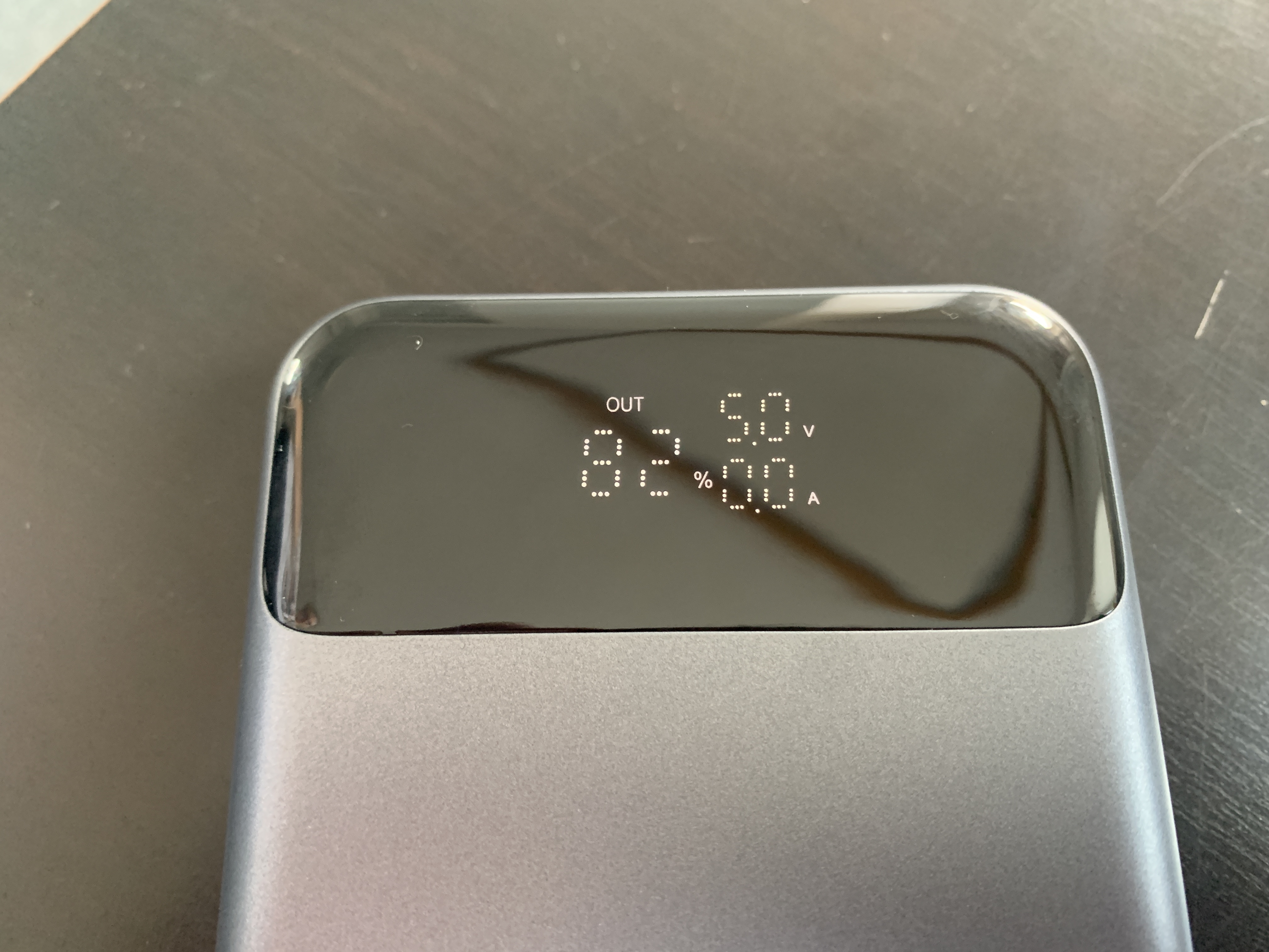 swissten power bank screen