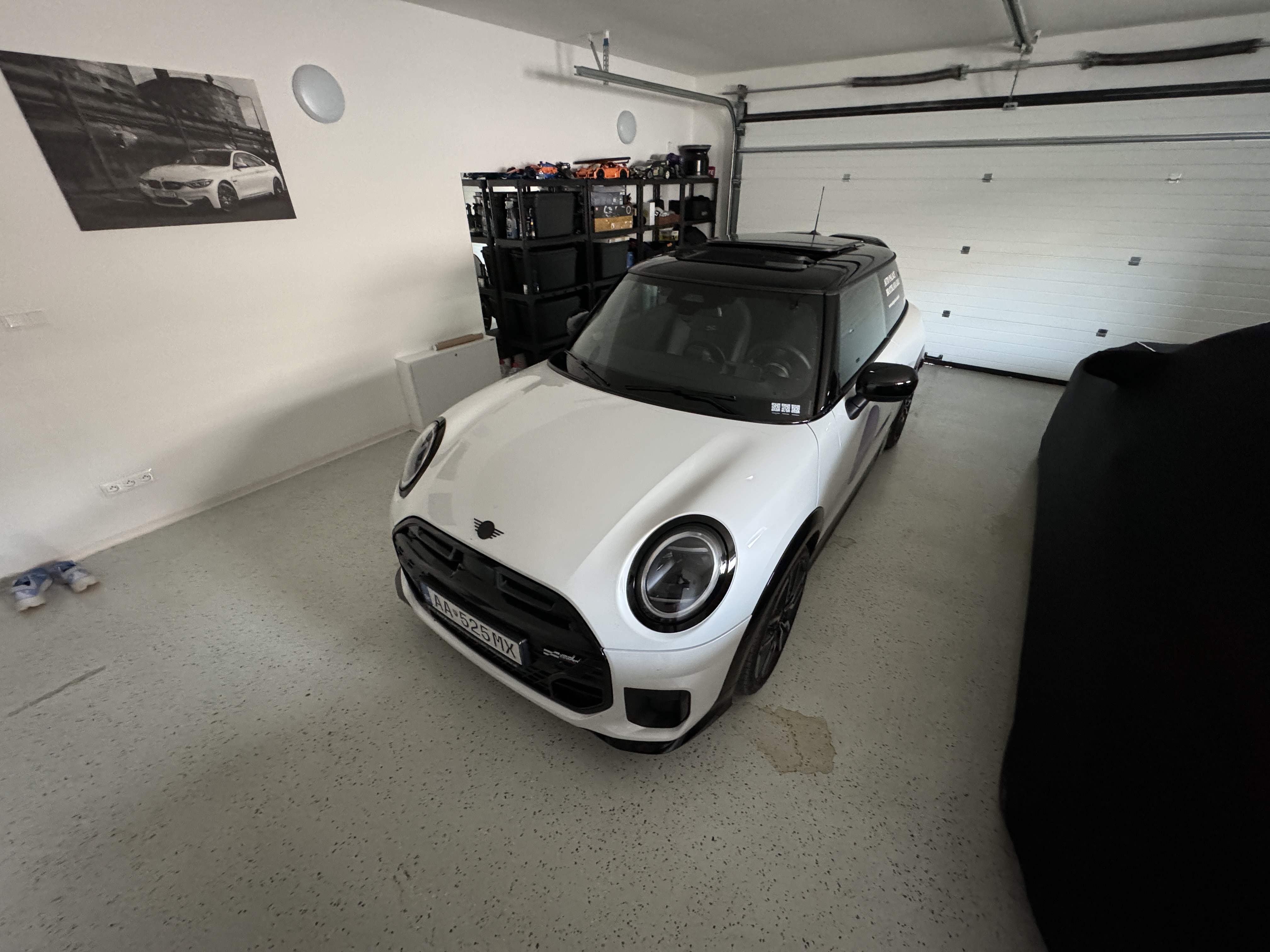 white mini cooper garage