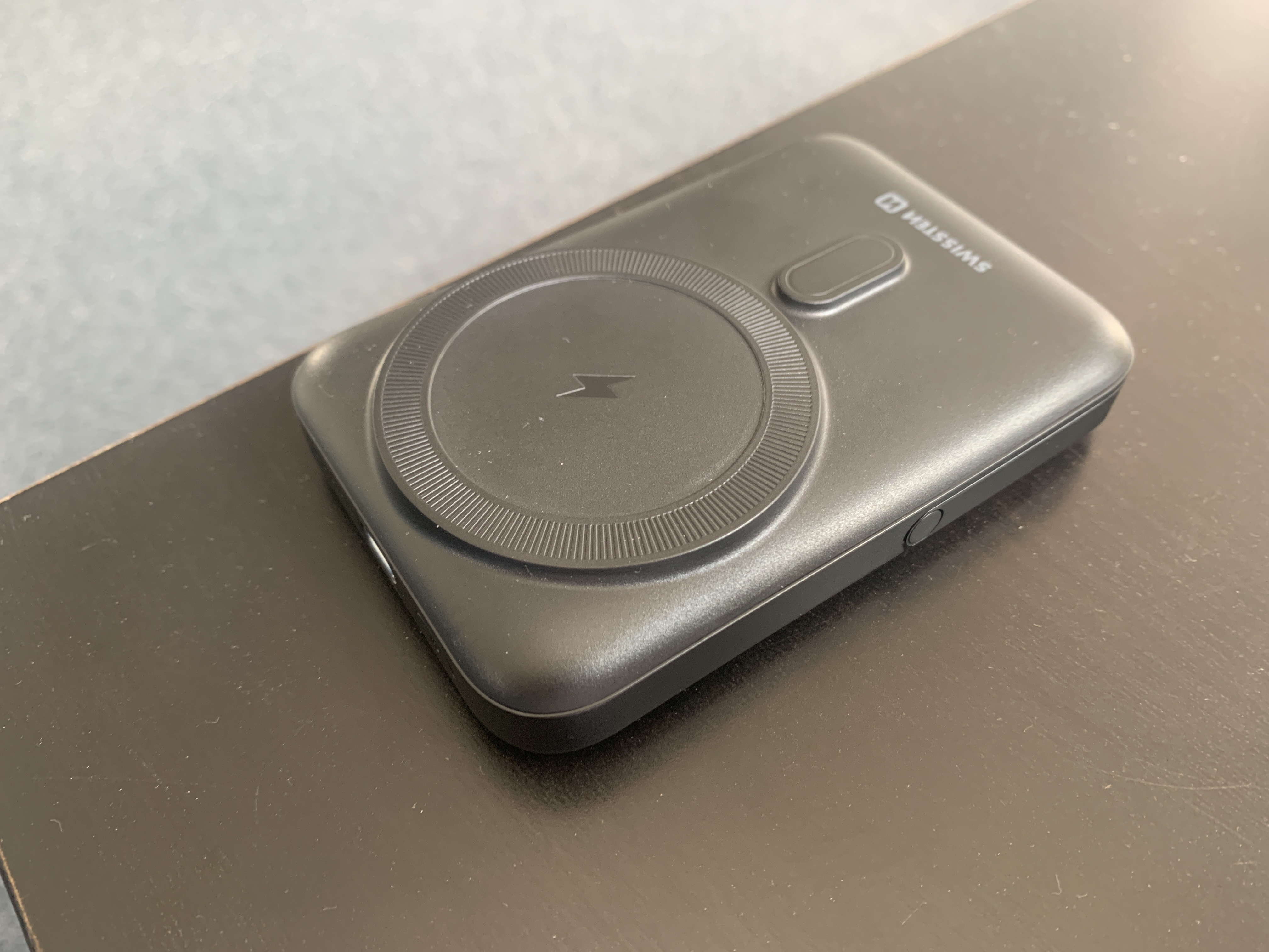 swissten magsafe power bank