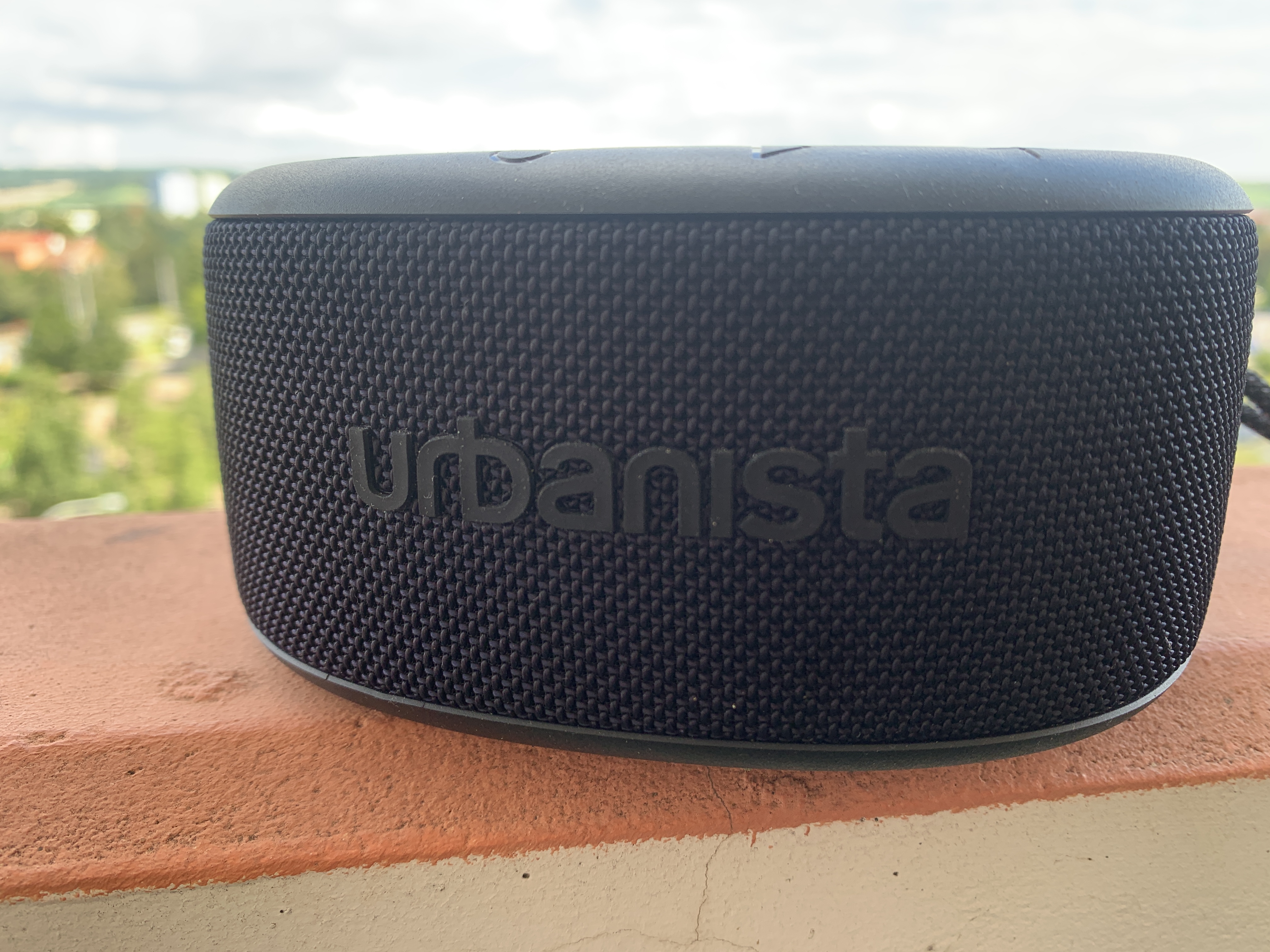 urbanista speaker closeup