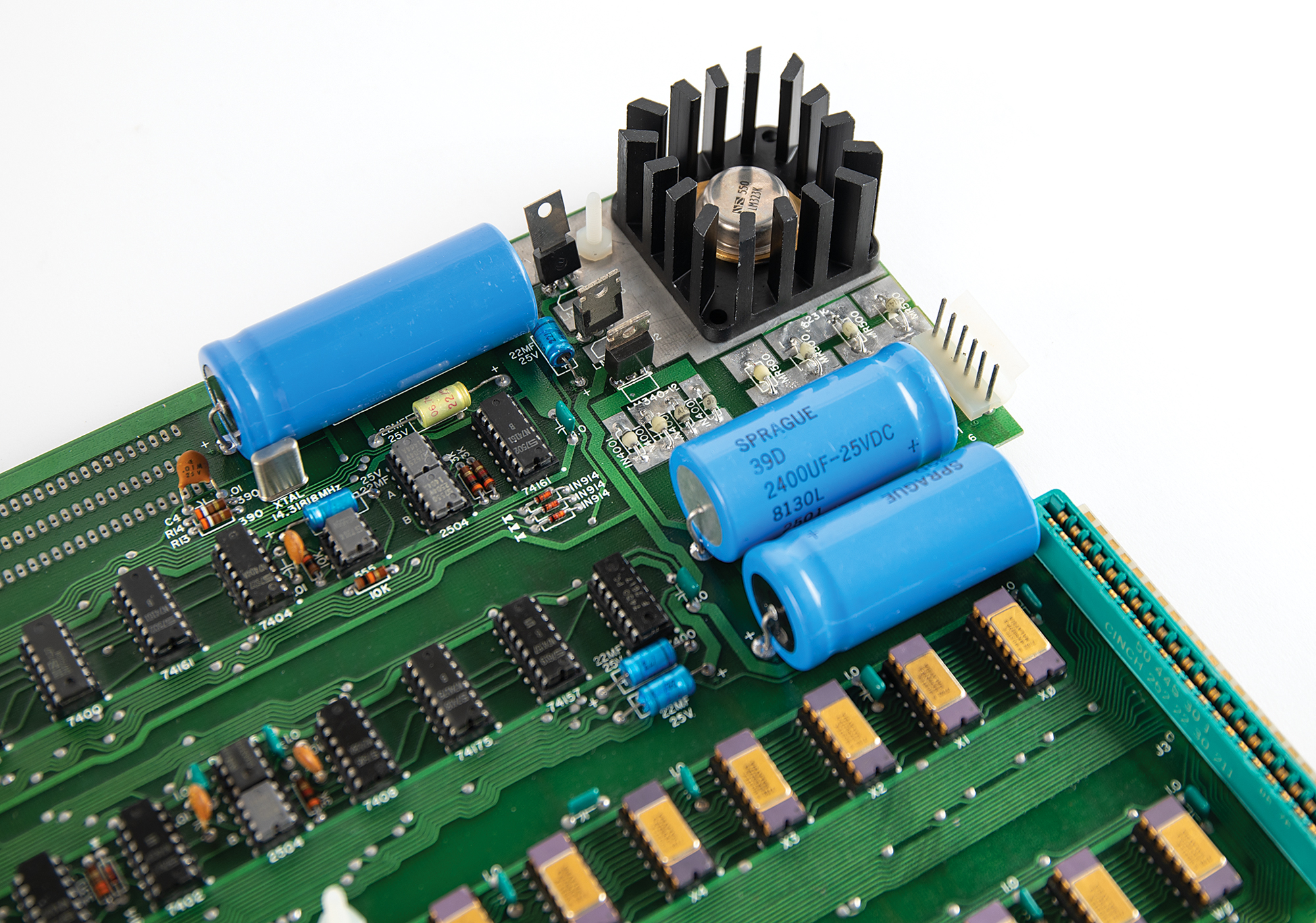 apple 1 circuit components