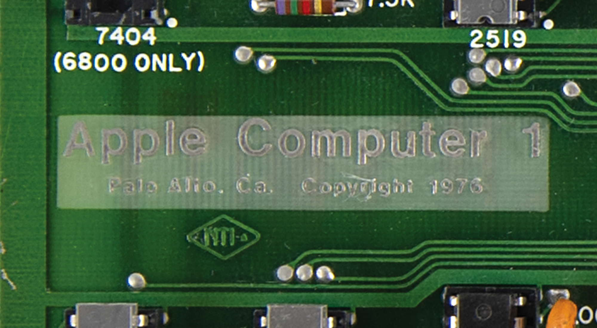apple 1 logo closeup