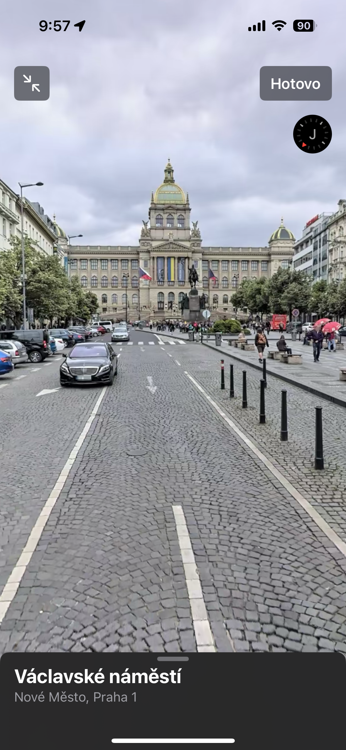 city square road view