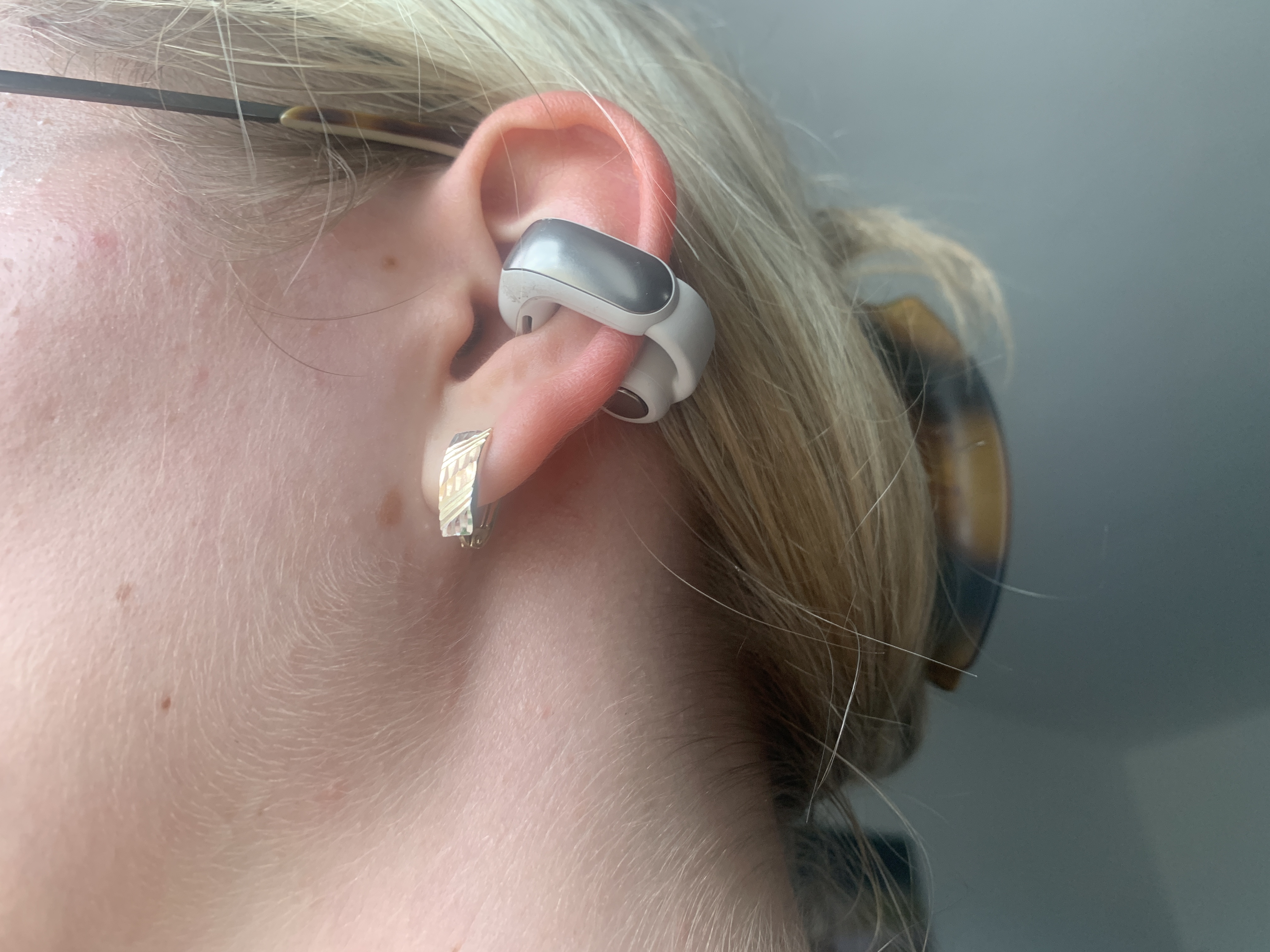 hearing device closeup
