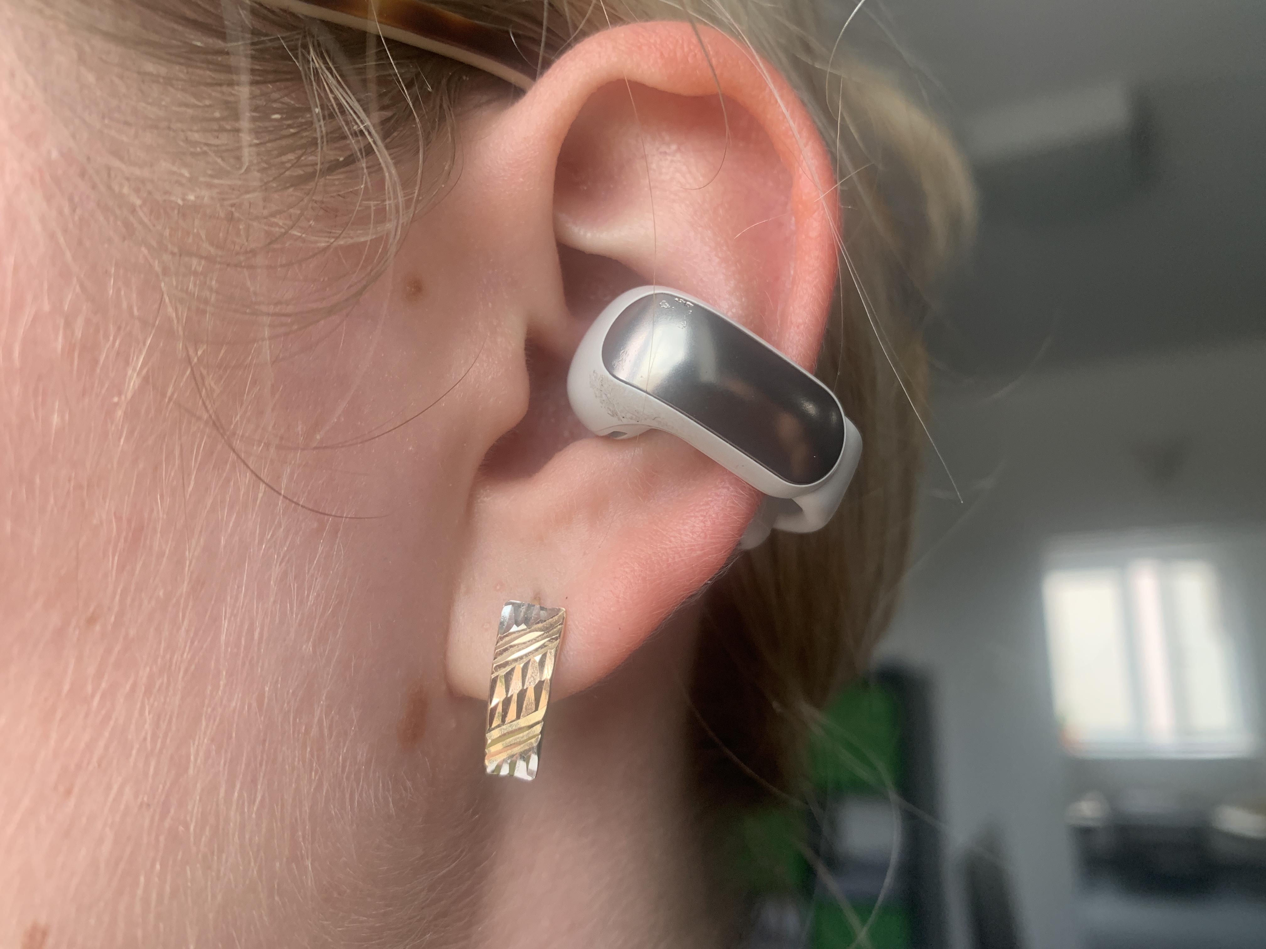hearing device in ear