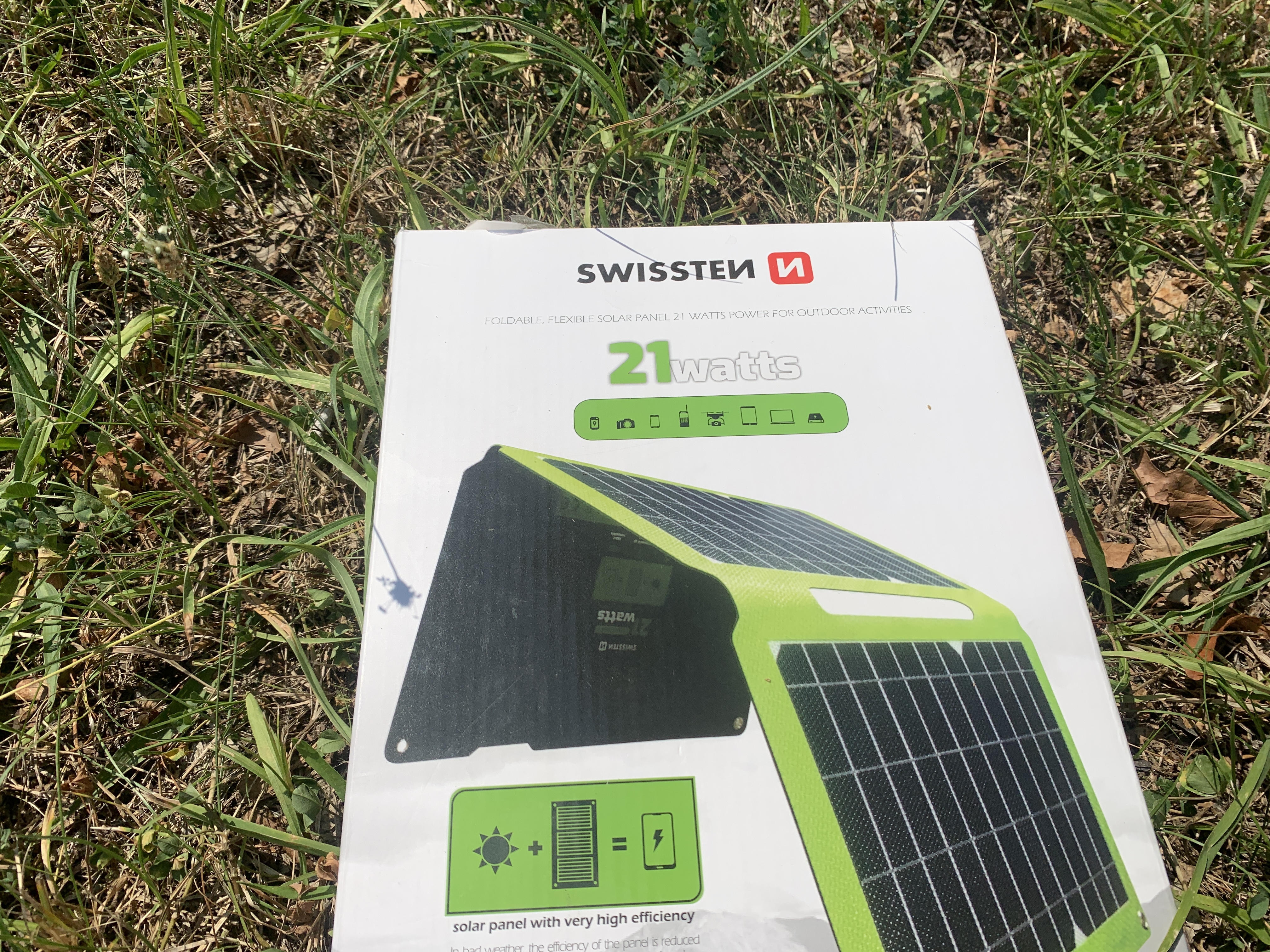 swissten solar panel packaging top view