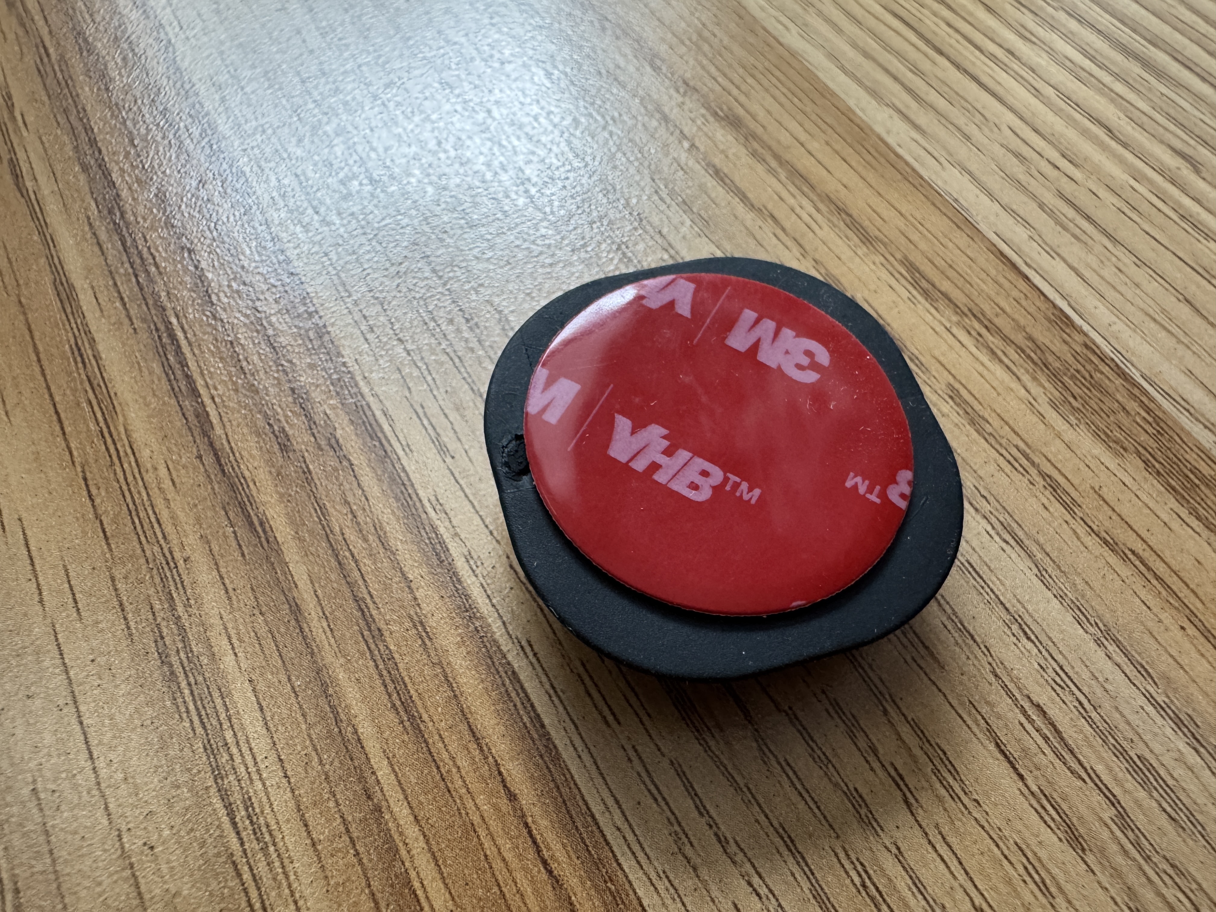 3m adhesive cable holder