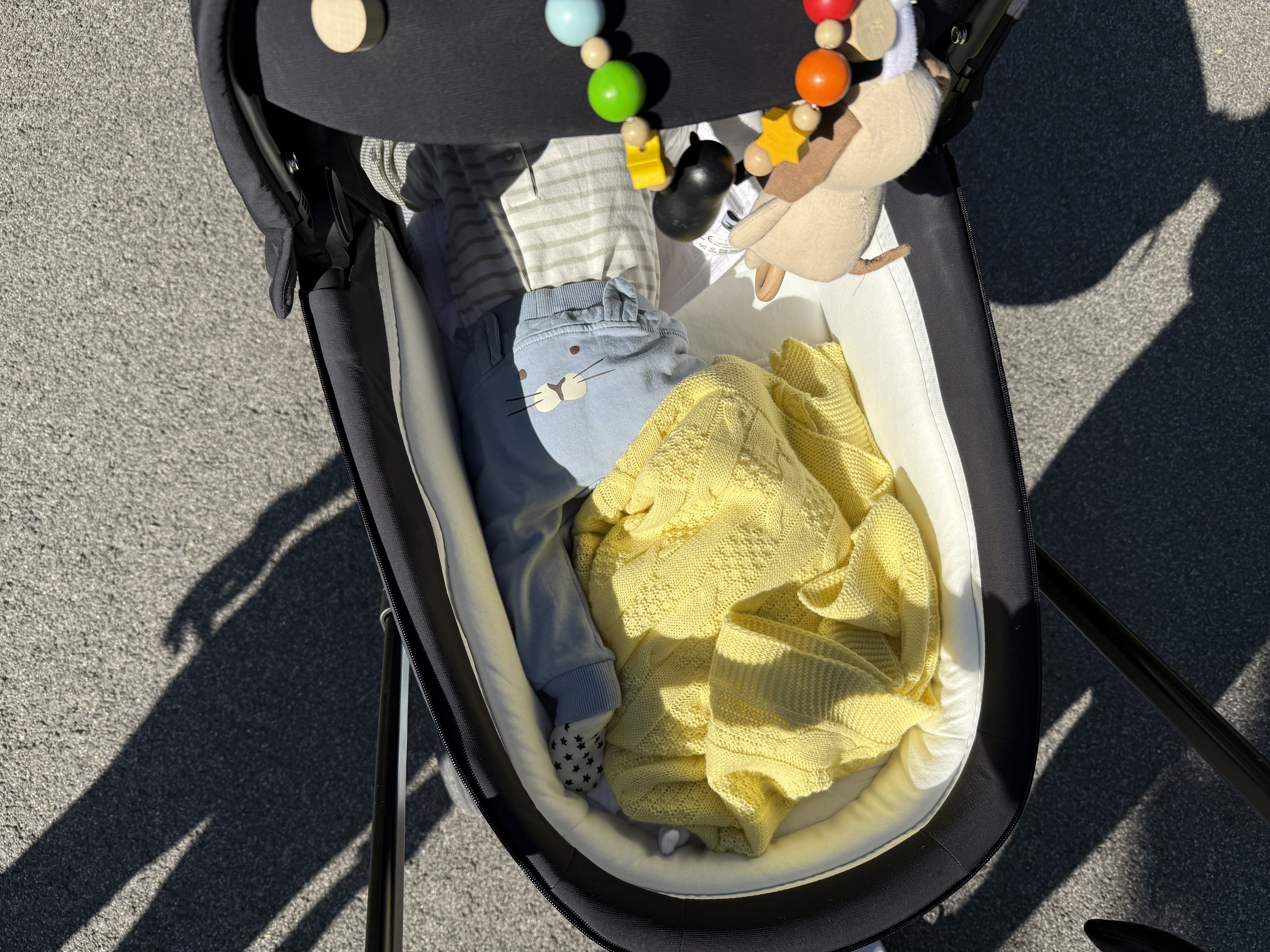 baby stroller top view