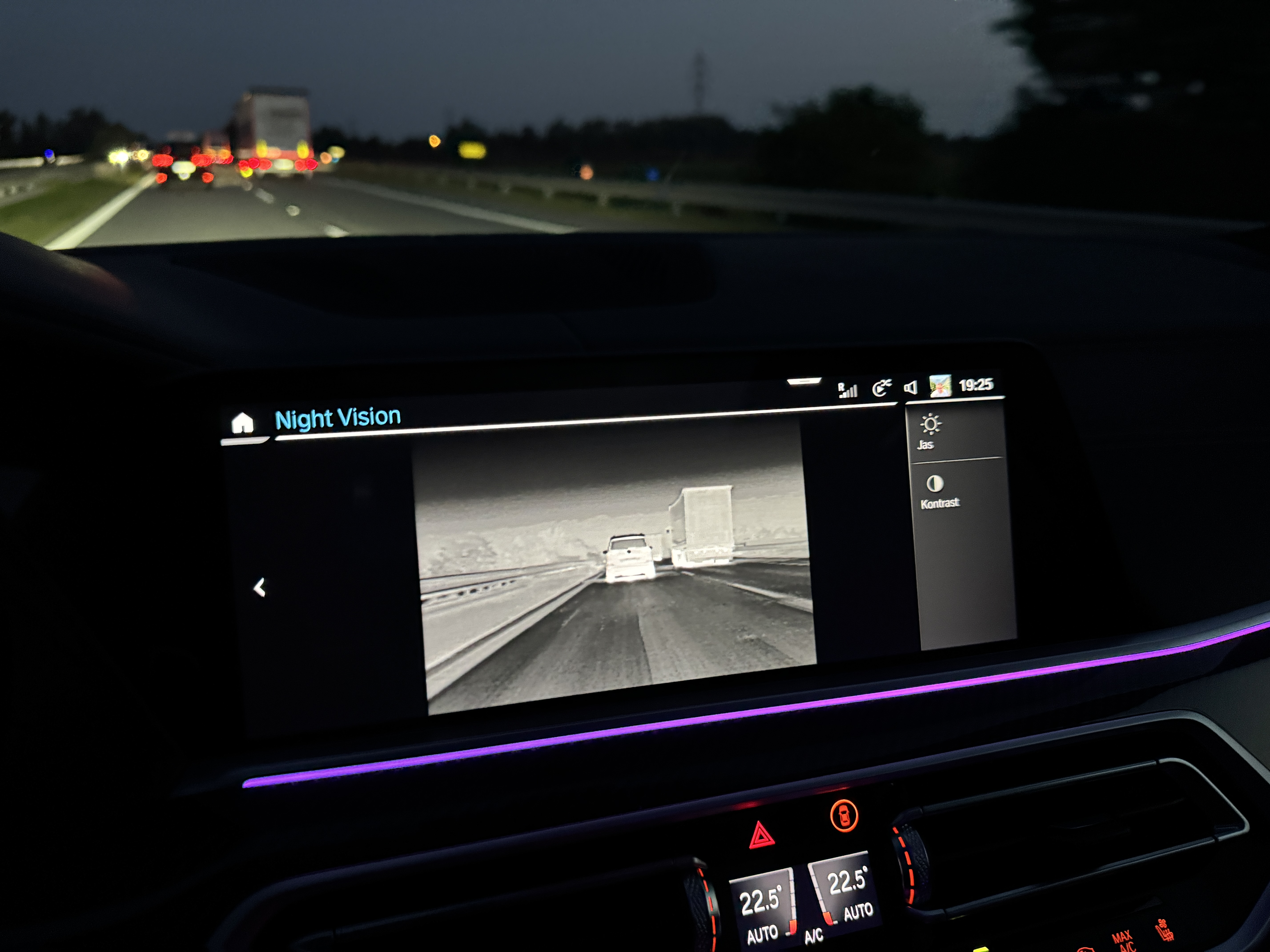 night vision car display