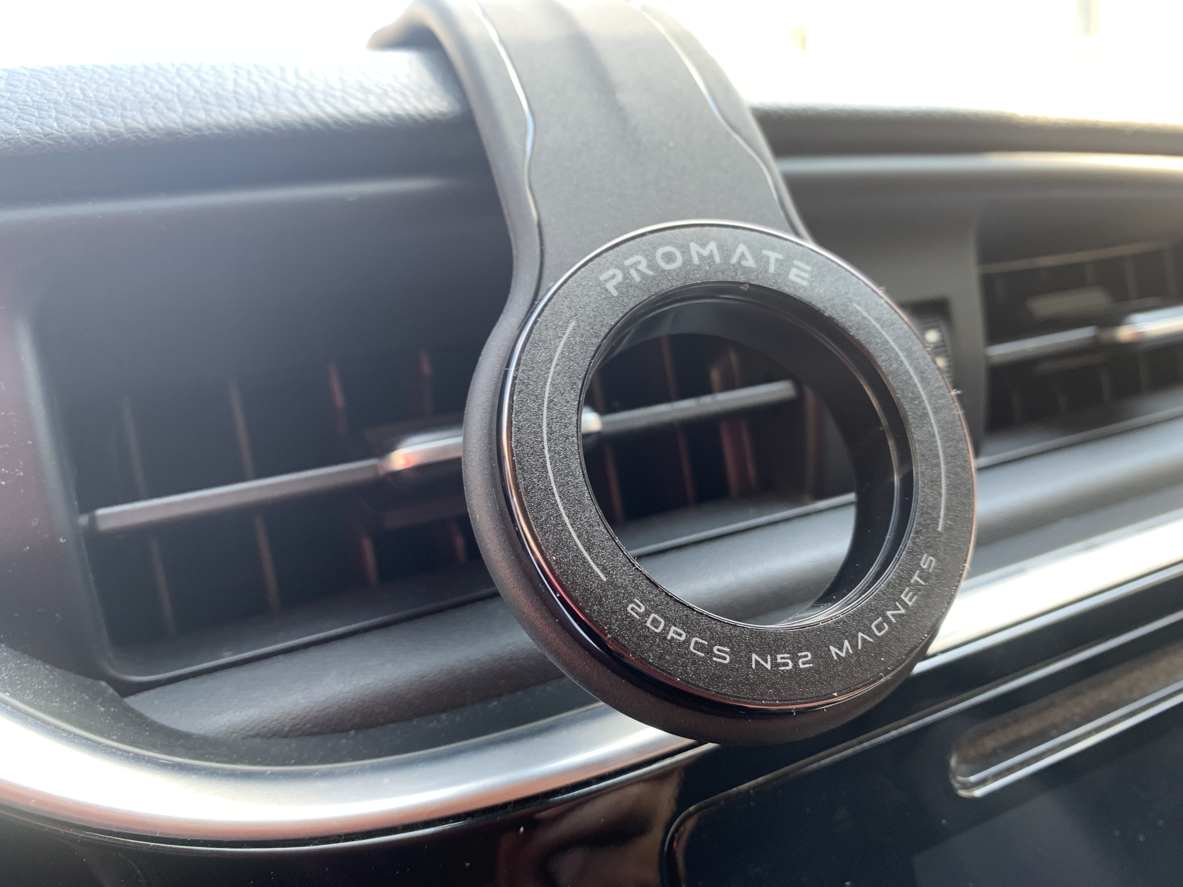 phone mount on car vent