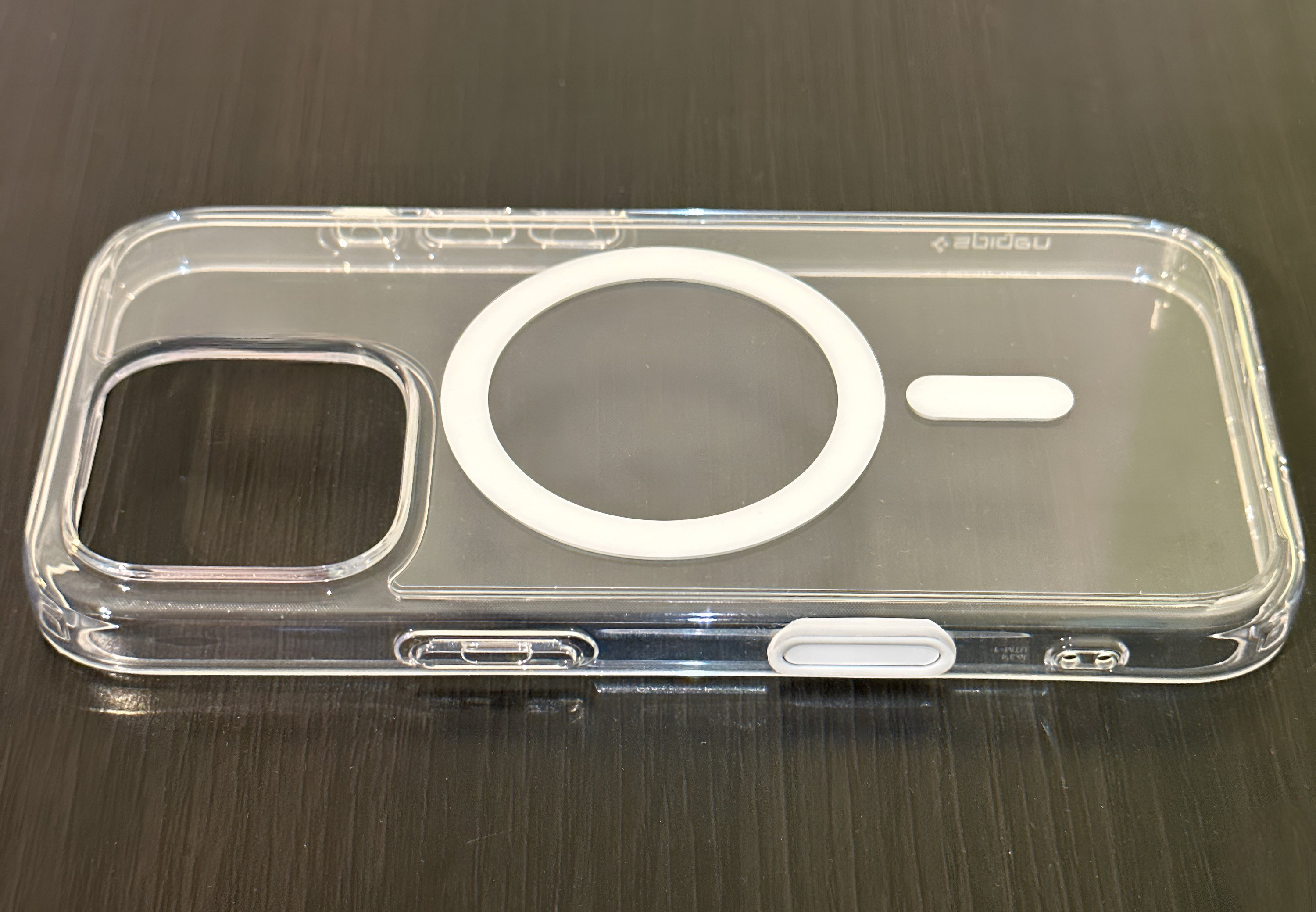 spigen iphone 16 pro case