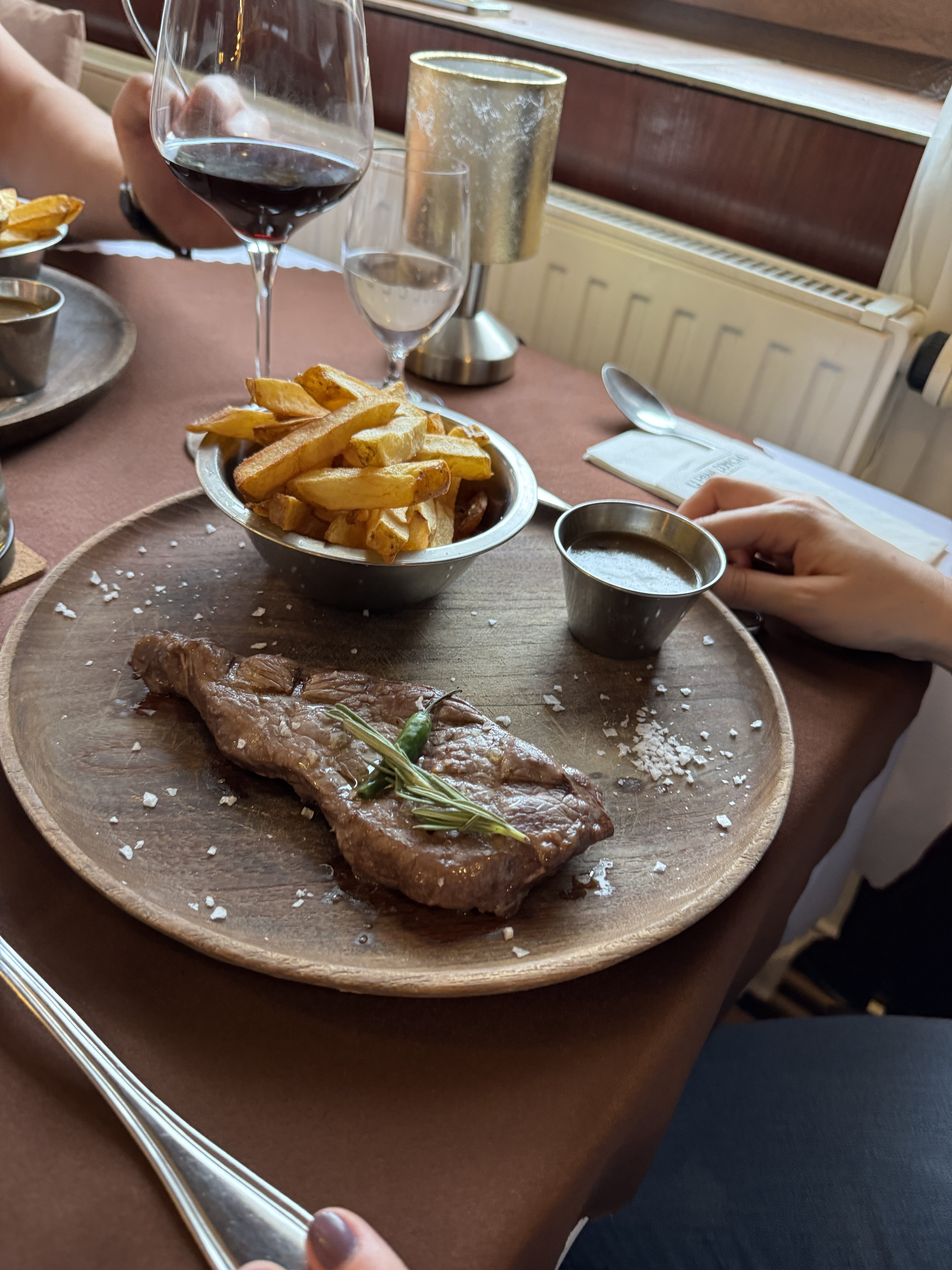 steak and fries dinner
