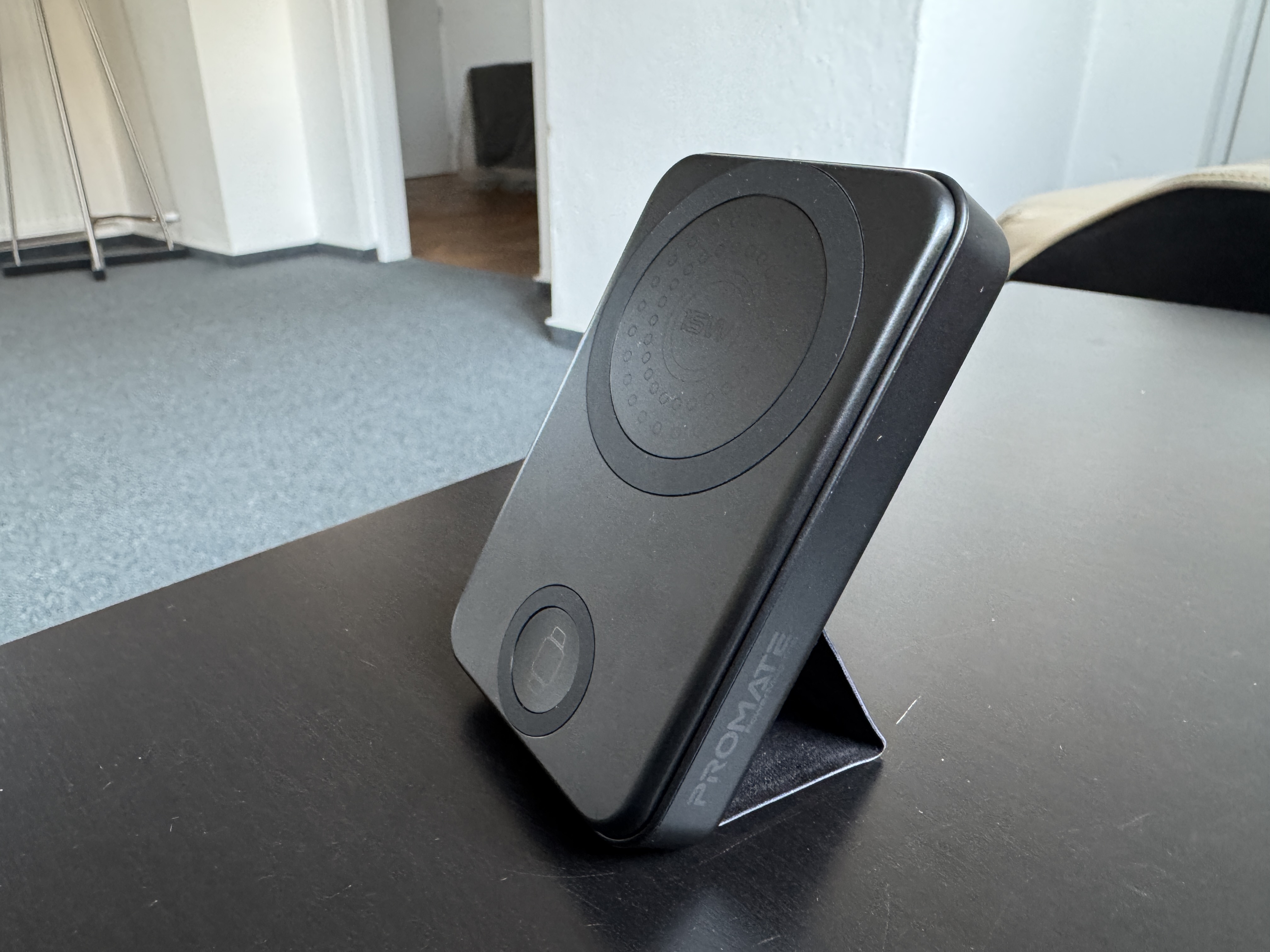 black wireless charging power bank