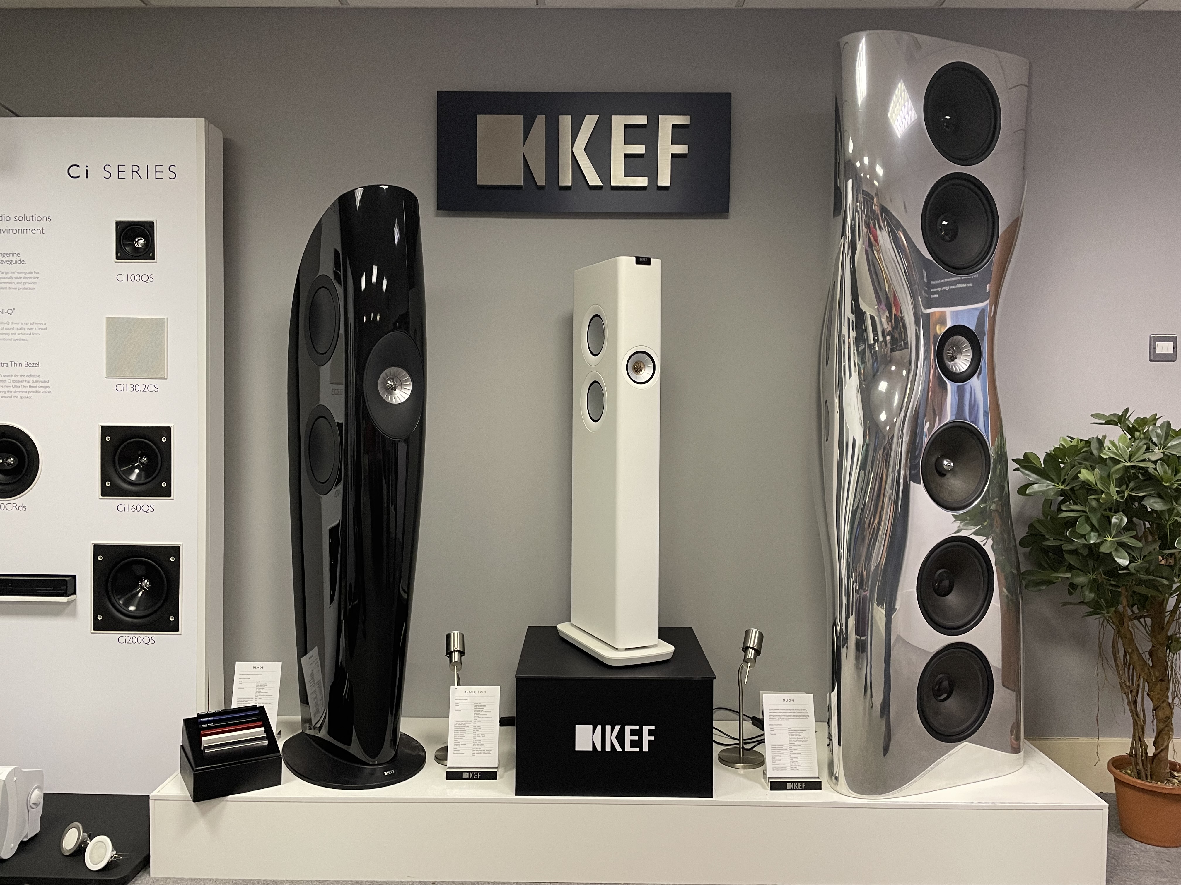 kef speaker display