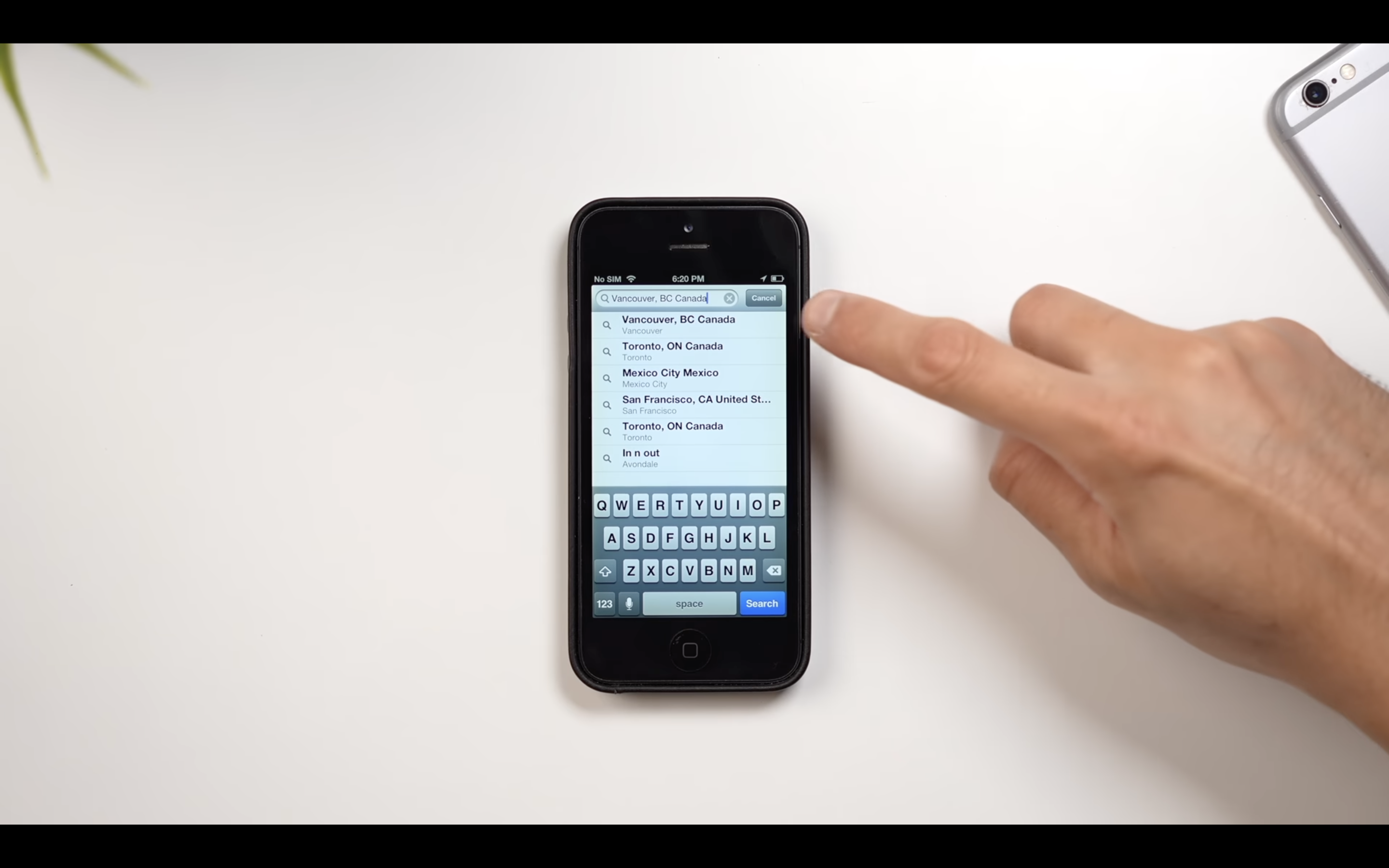 searching on smartphone