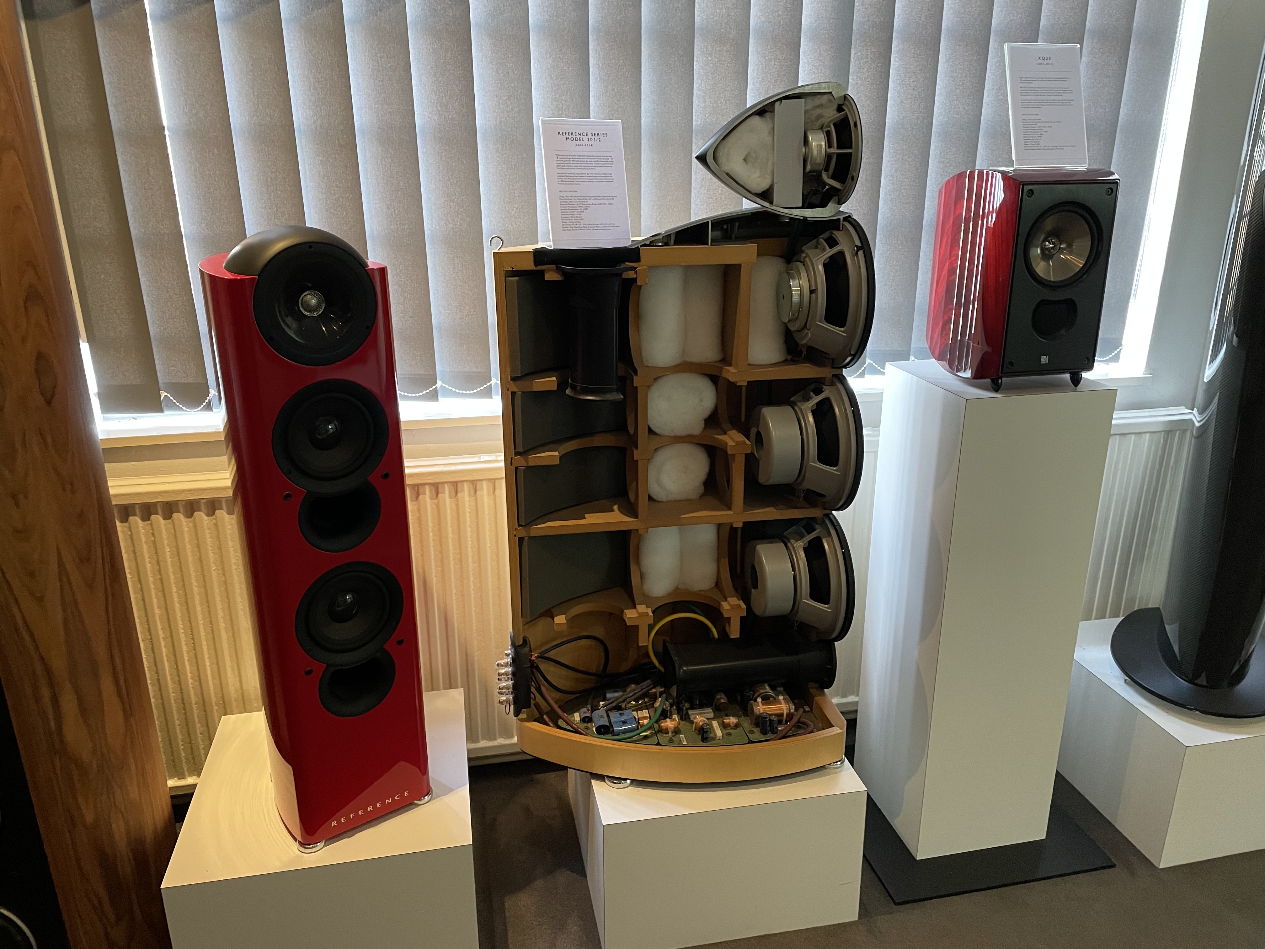 speaker display cutaway