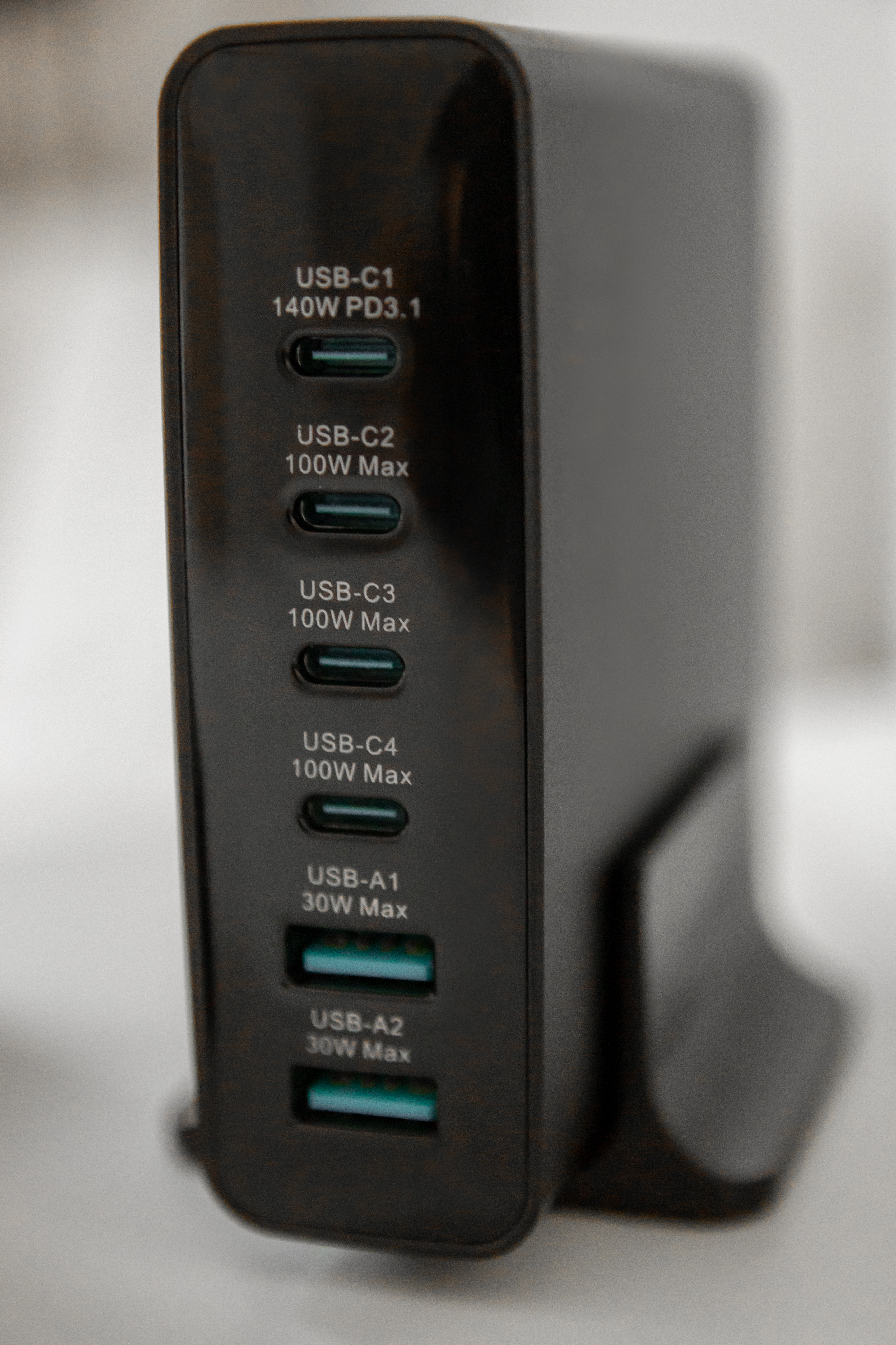 usb charger port details