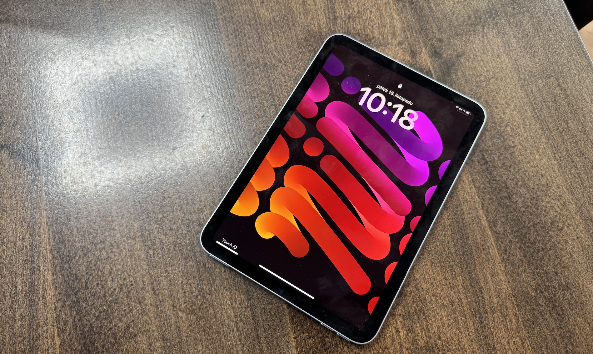 ipad display on wooden table