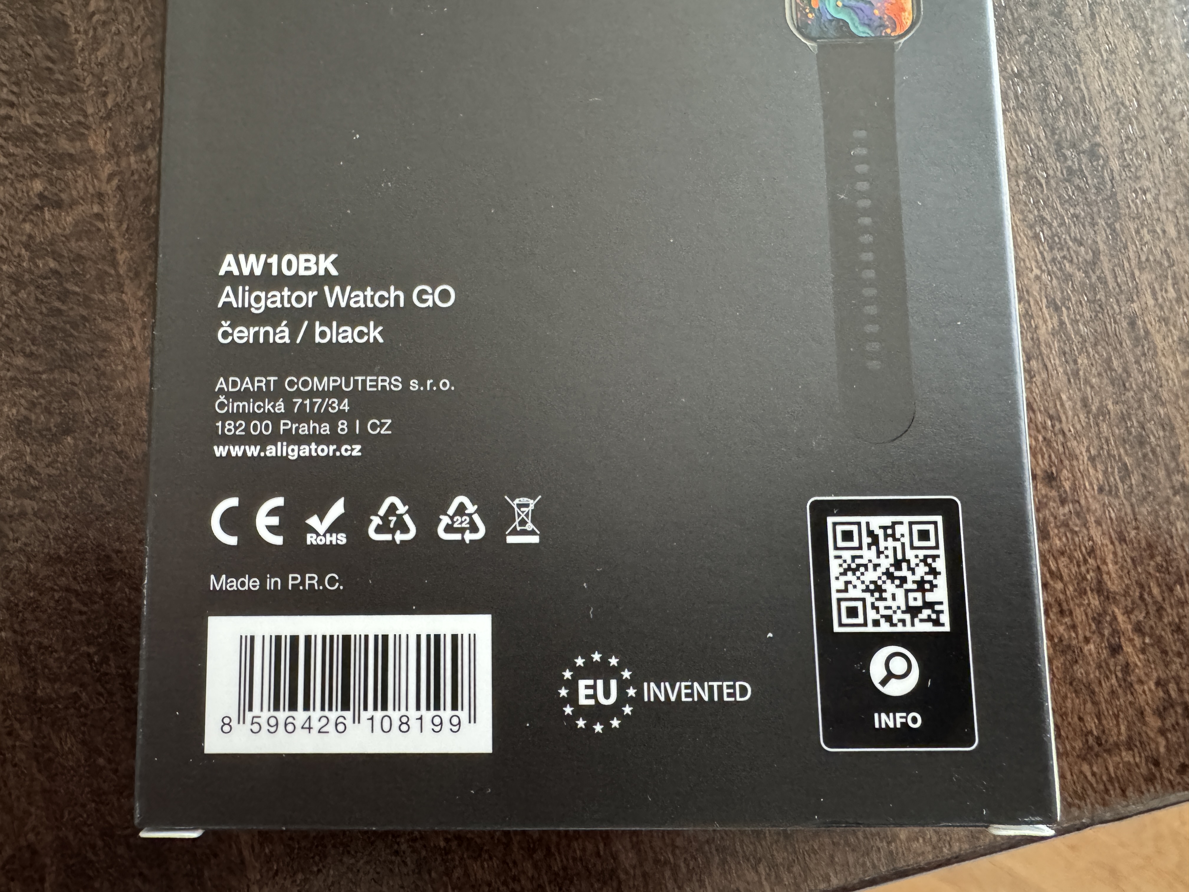 watch packaging details