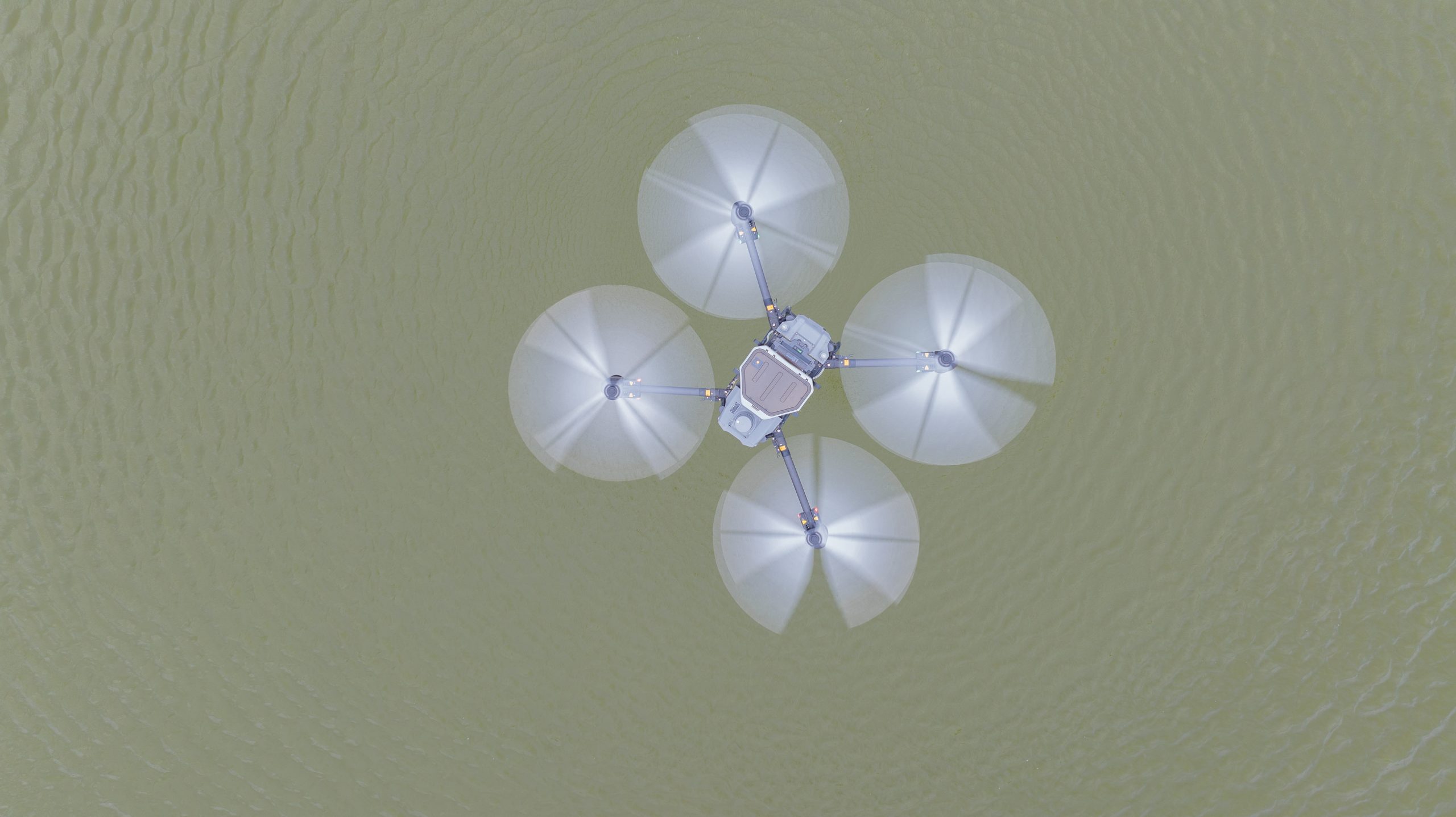 dji agras t50 spreading rozmetani scaled