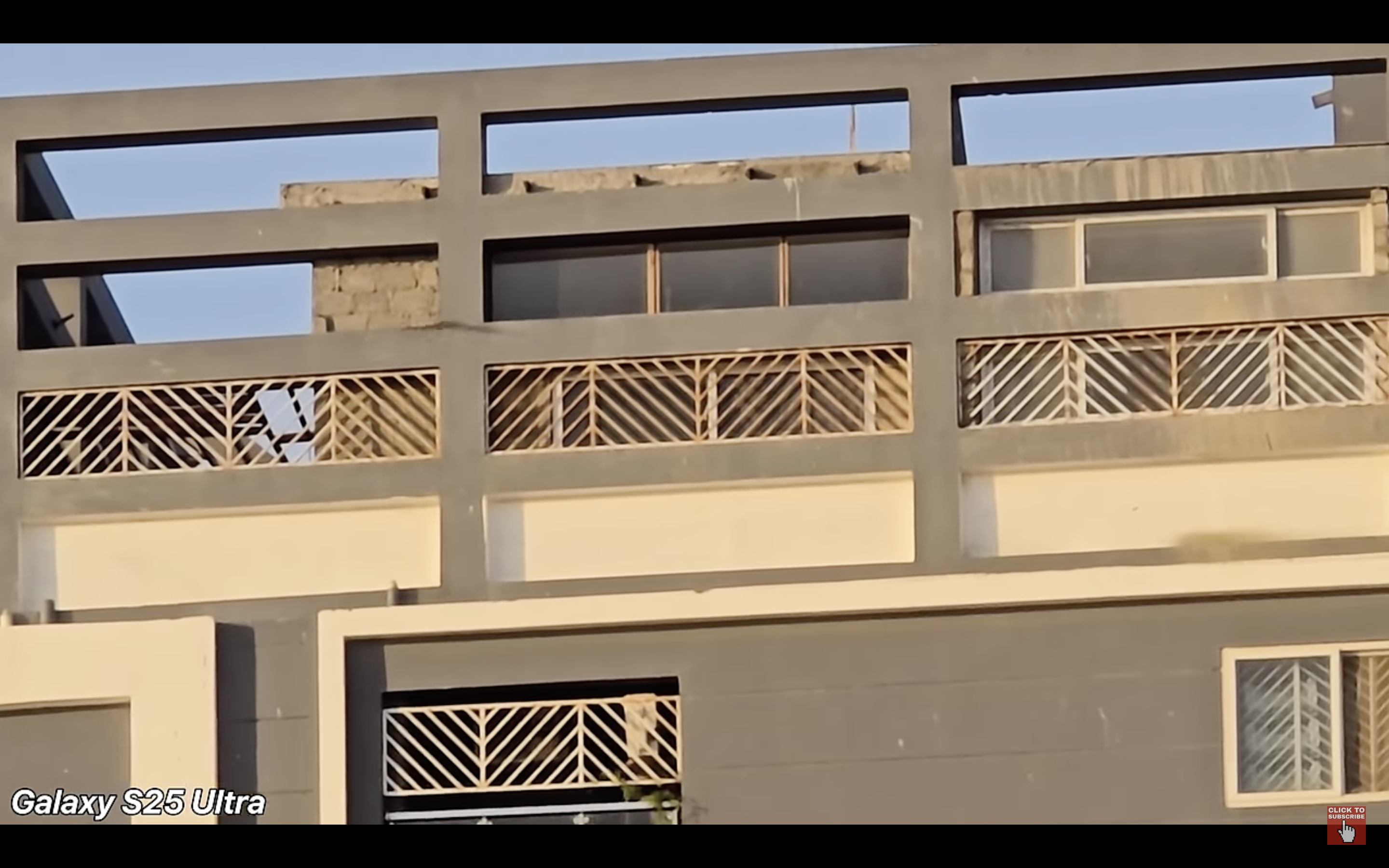 galaxy s25 ultra building photo