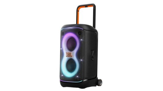 JBL は新しい PartyBox スピーカーを発表しました。 Auracast