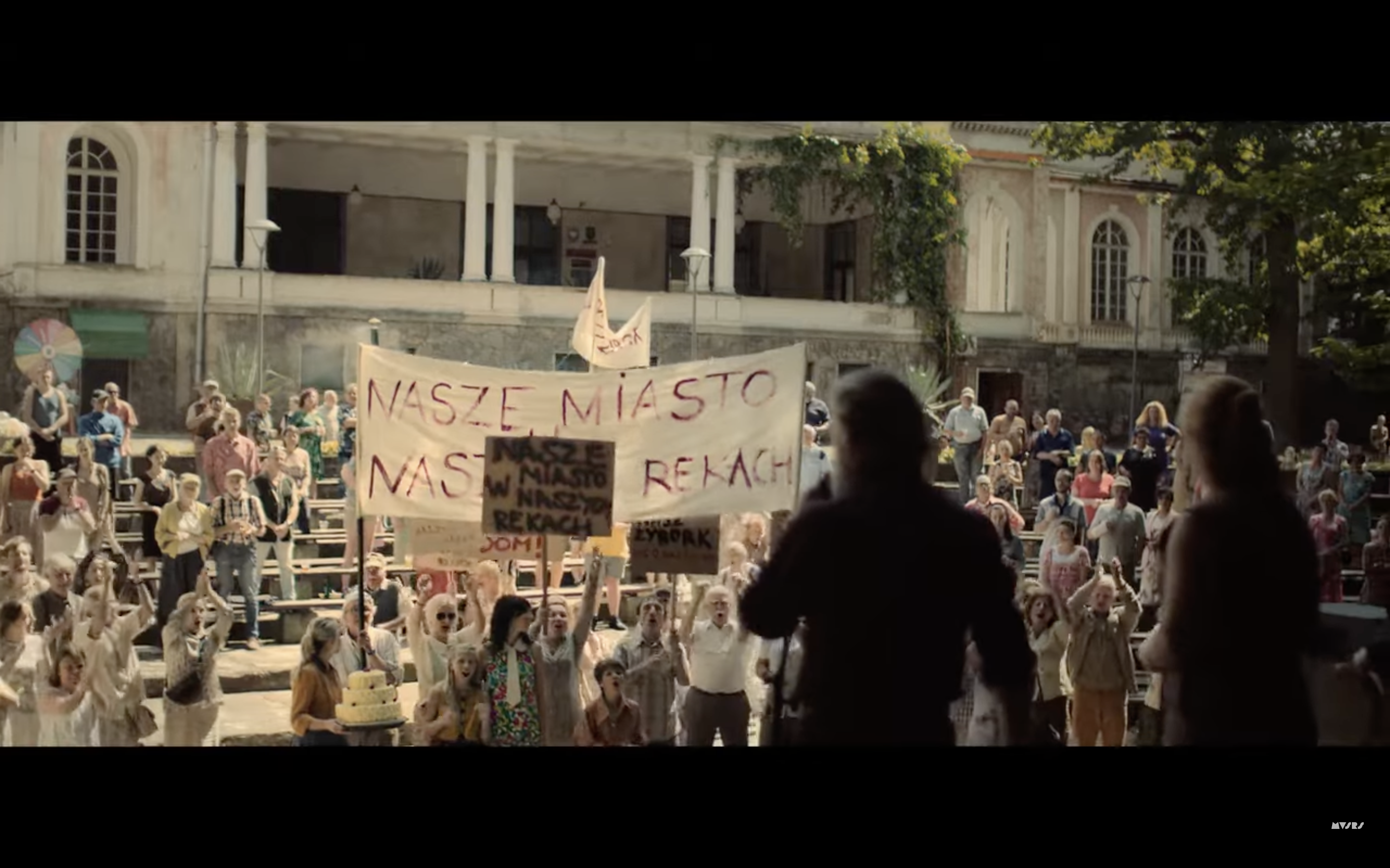 protest crowd banners