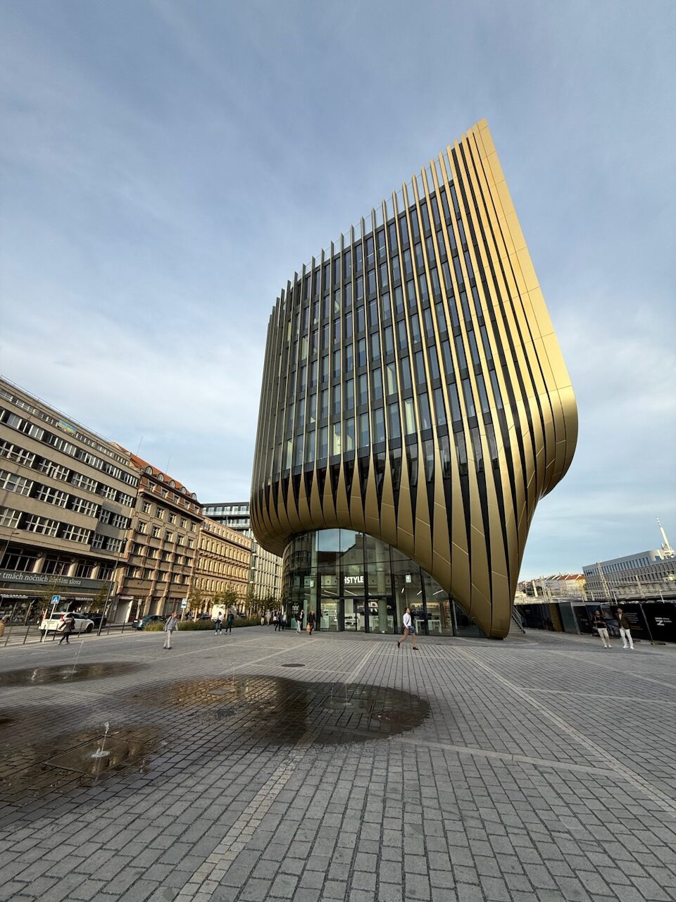 iPhone 16 Pro photo 4