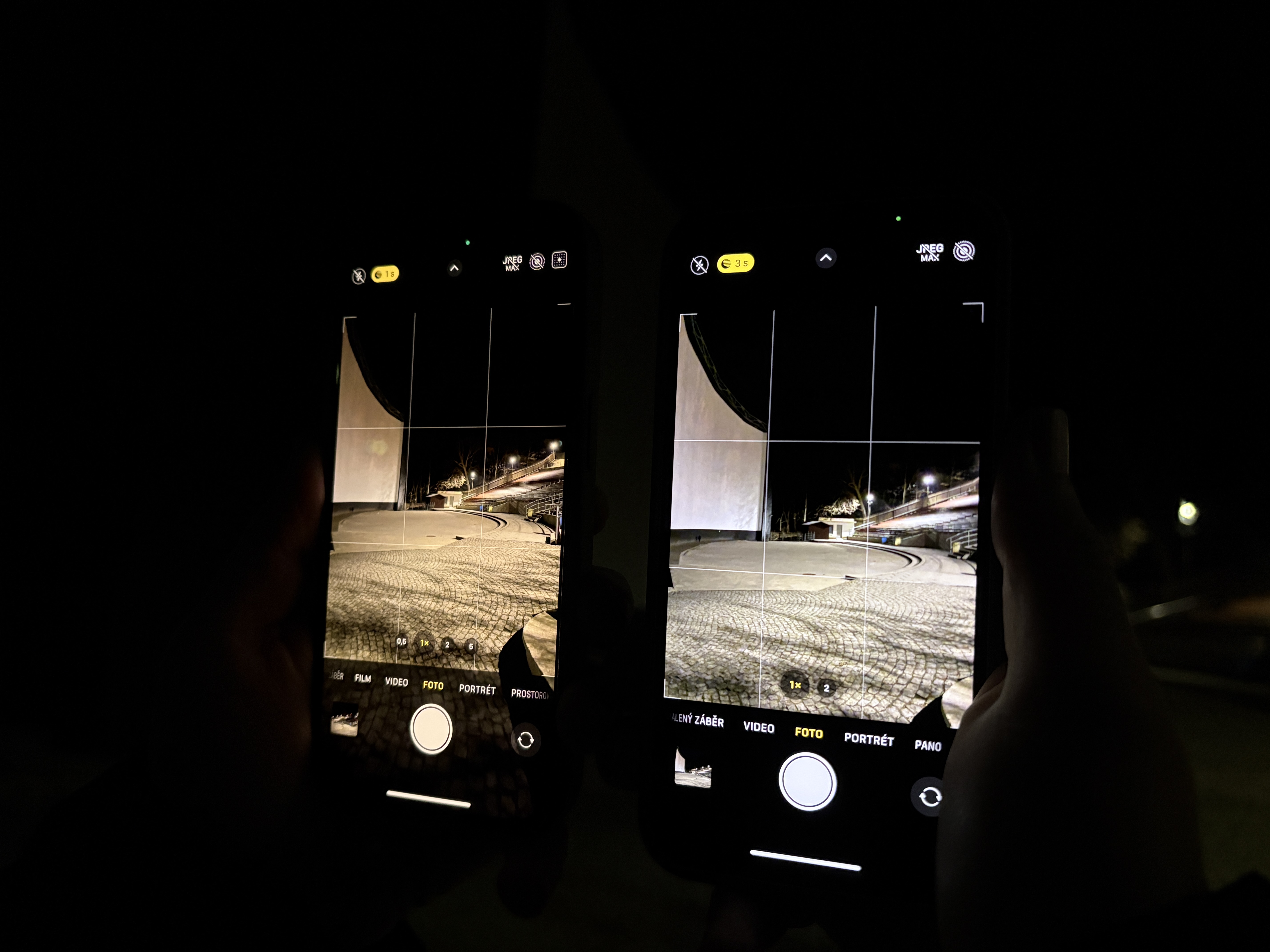 iPhone 16e foceni nahled fb 2