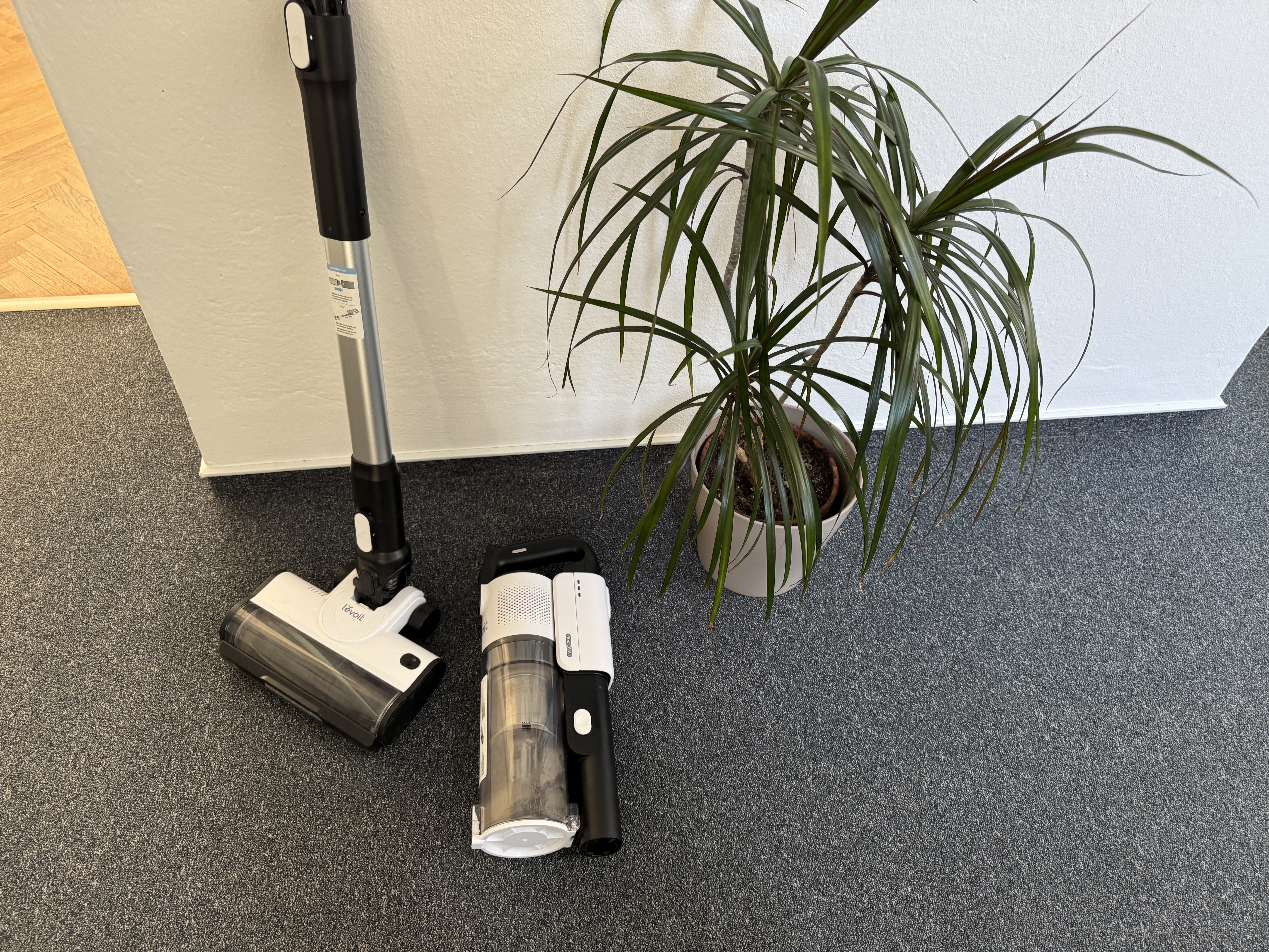 Vysavač Levoit 1314