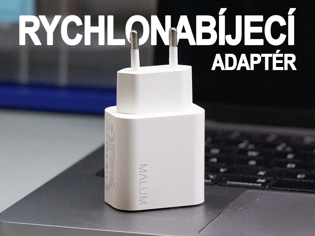 rychlonabíjecí adaptér malým