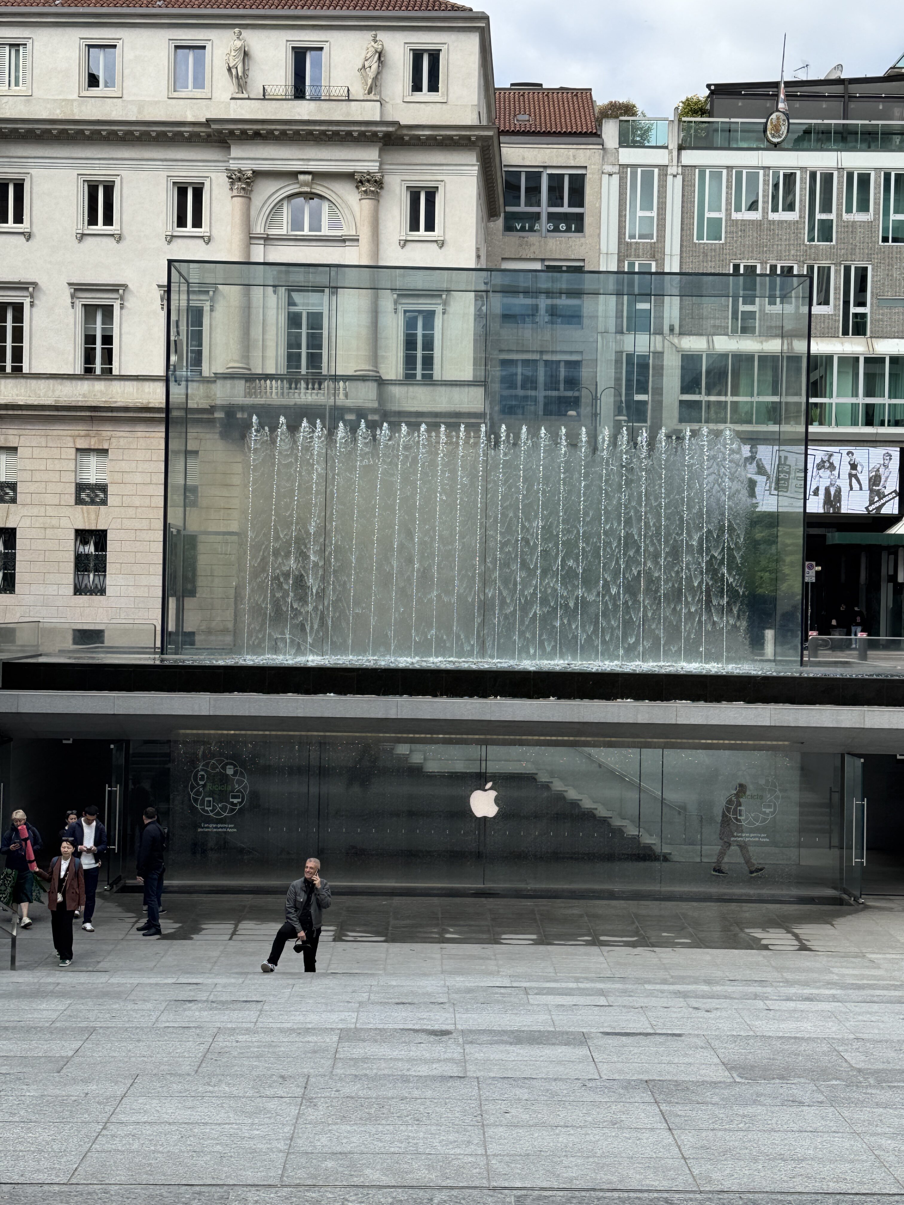 Apple Store Milán 2079