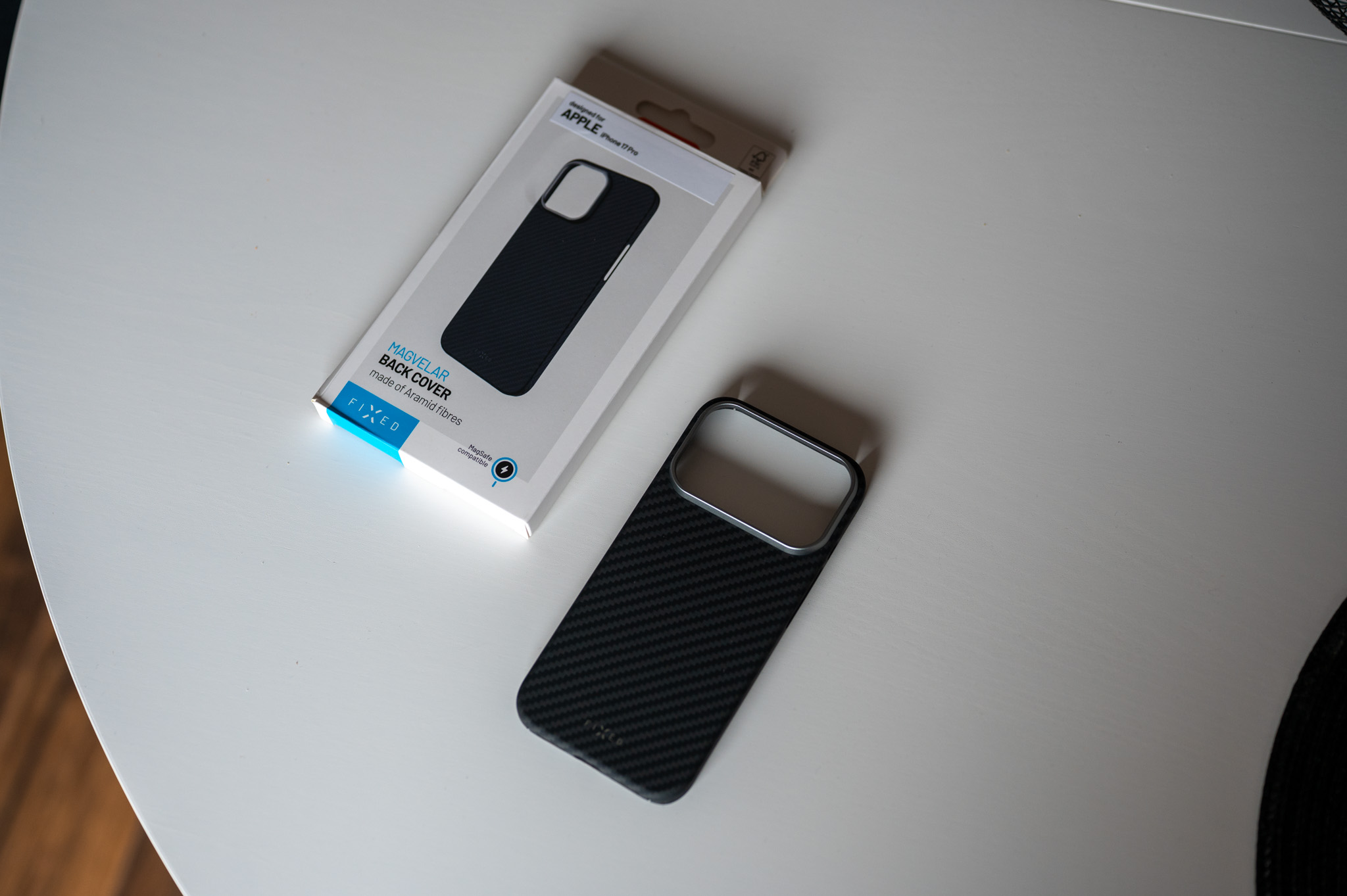 FIXED kryty iPhone 17 Pro 8