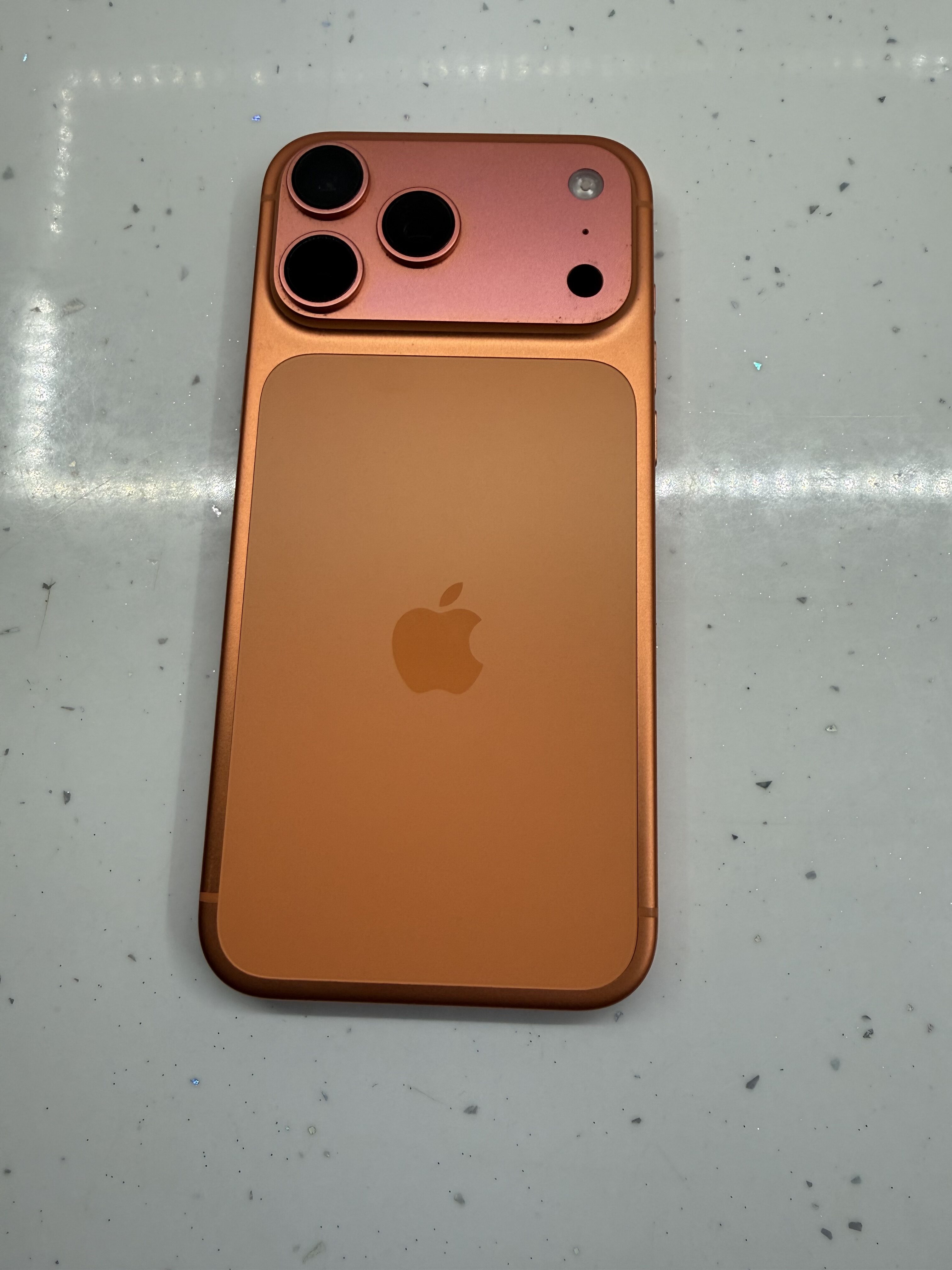 iPhone 17 Pro orange to pink 1