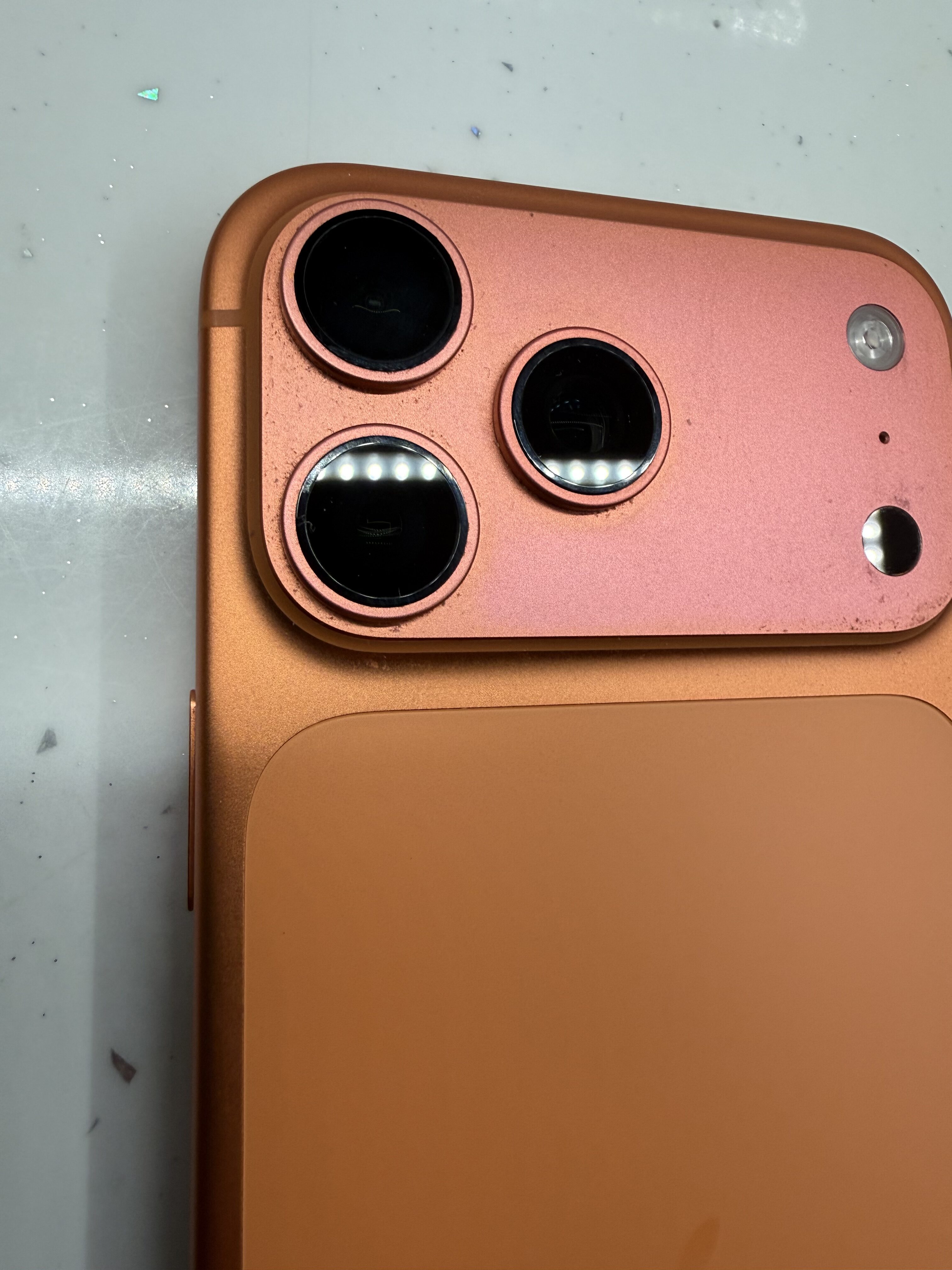 iPhone 17 Pro orange to pink 2